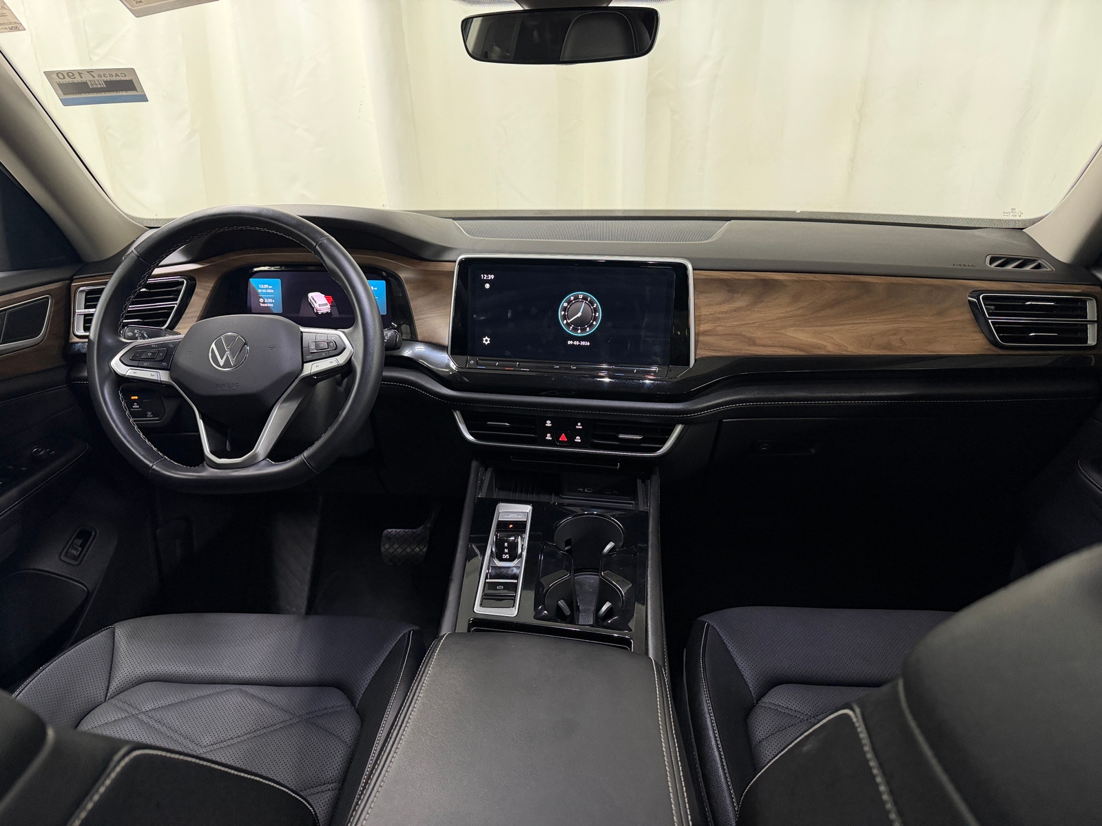 Thumbnail: 2025 Volkswagen Atlas - 2
