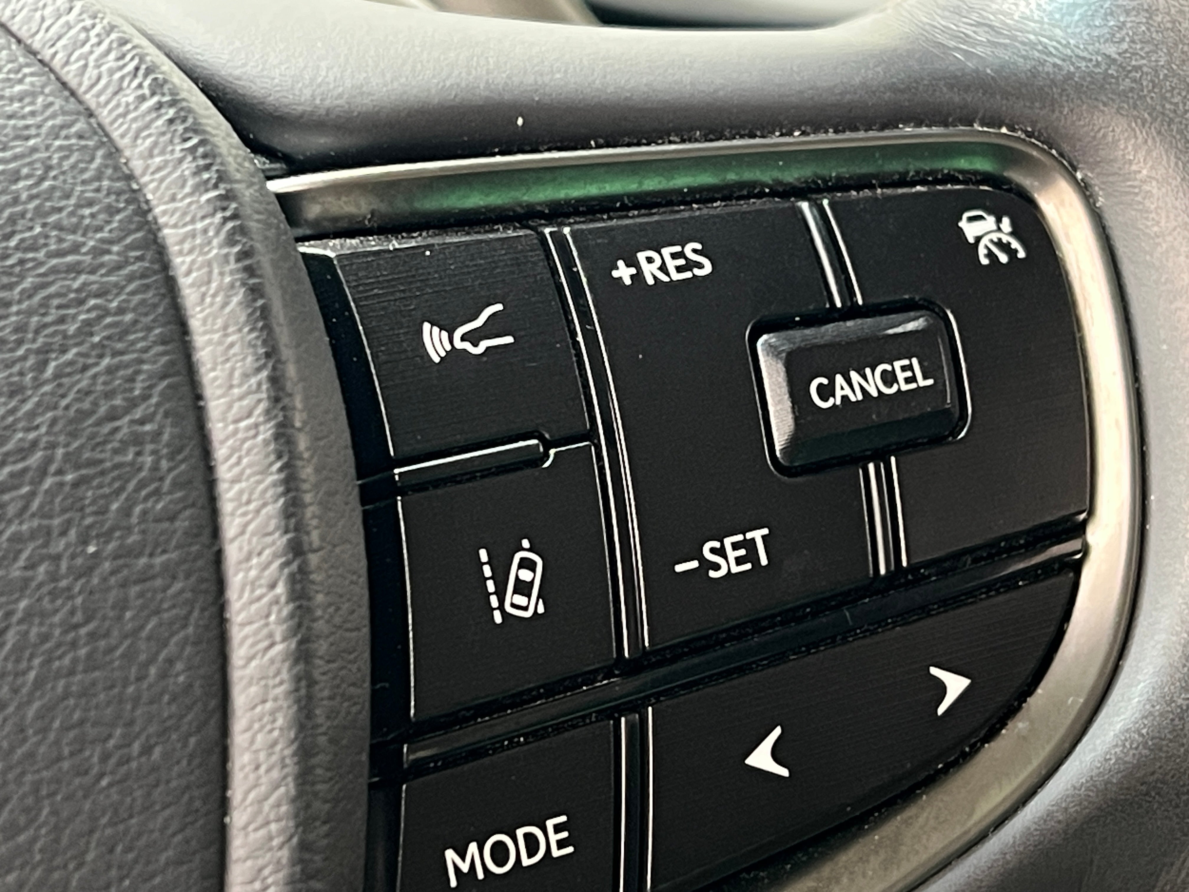 2021 Lexus ES 350 - Photo 12