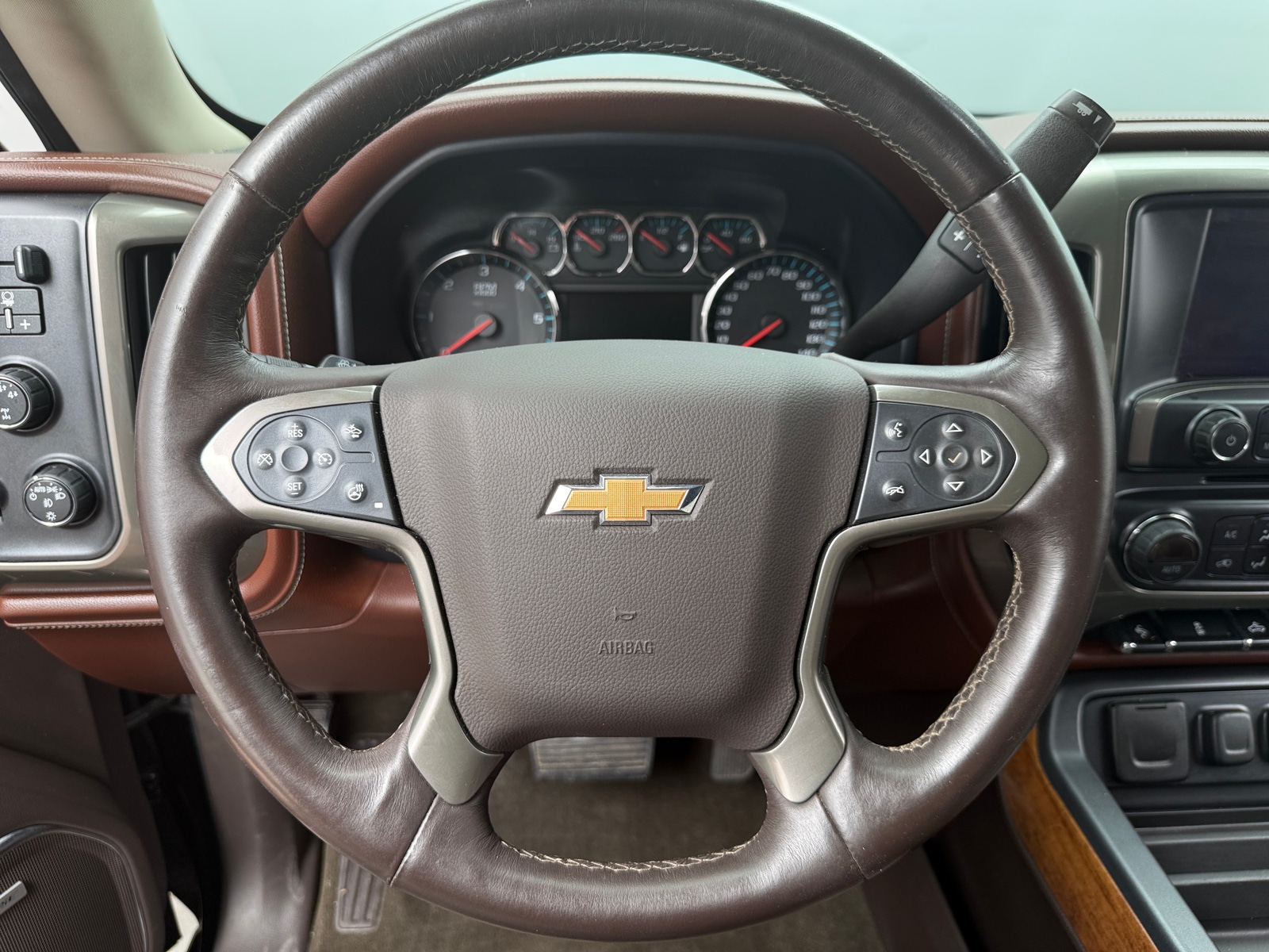 Thumbnail: 2015 Chevrolet Silverado 1500 - 4