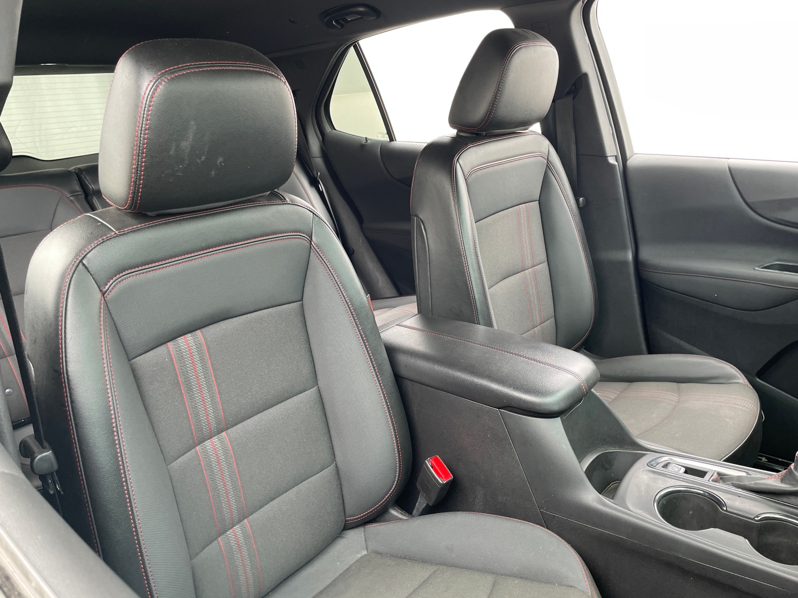 Thumbnail: 2022 Chevrolet Equinox - 2