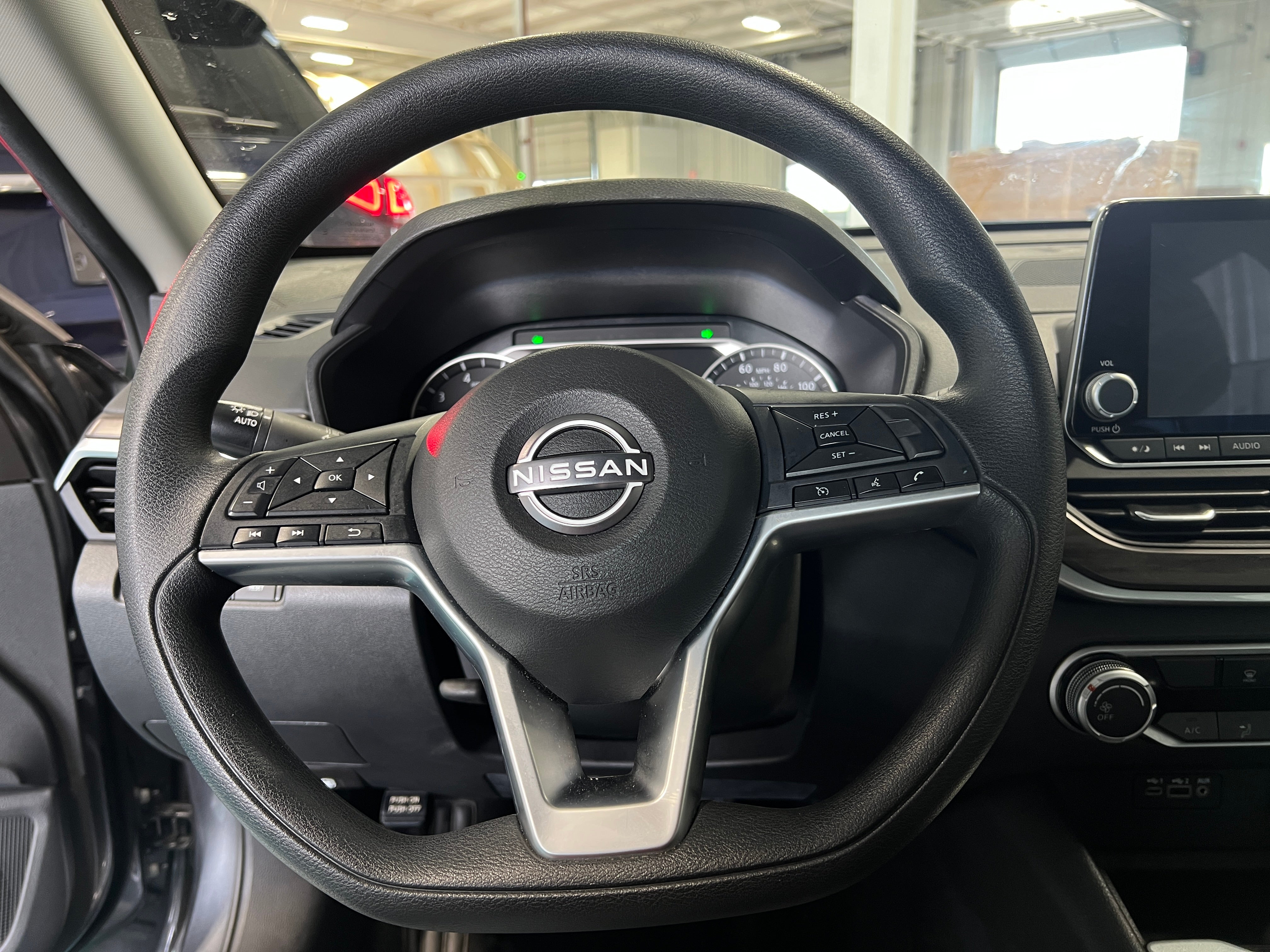 2025 Nissan Altima SV - Photo 5