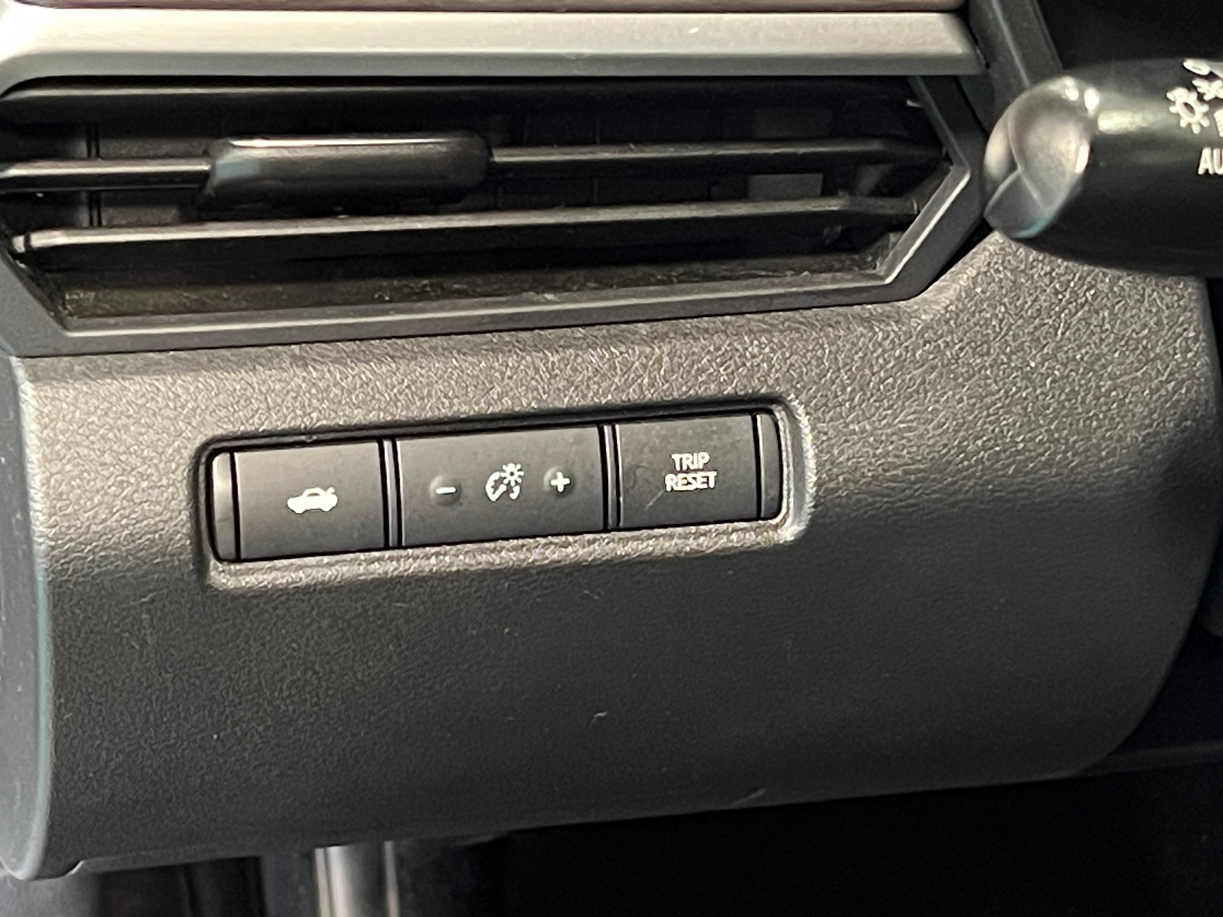 2025 Nissan Altima SV - Photo 10