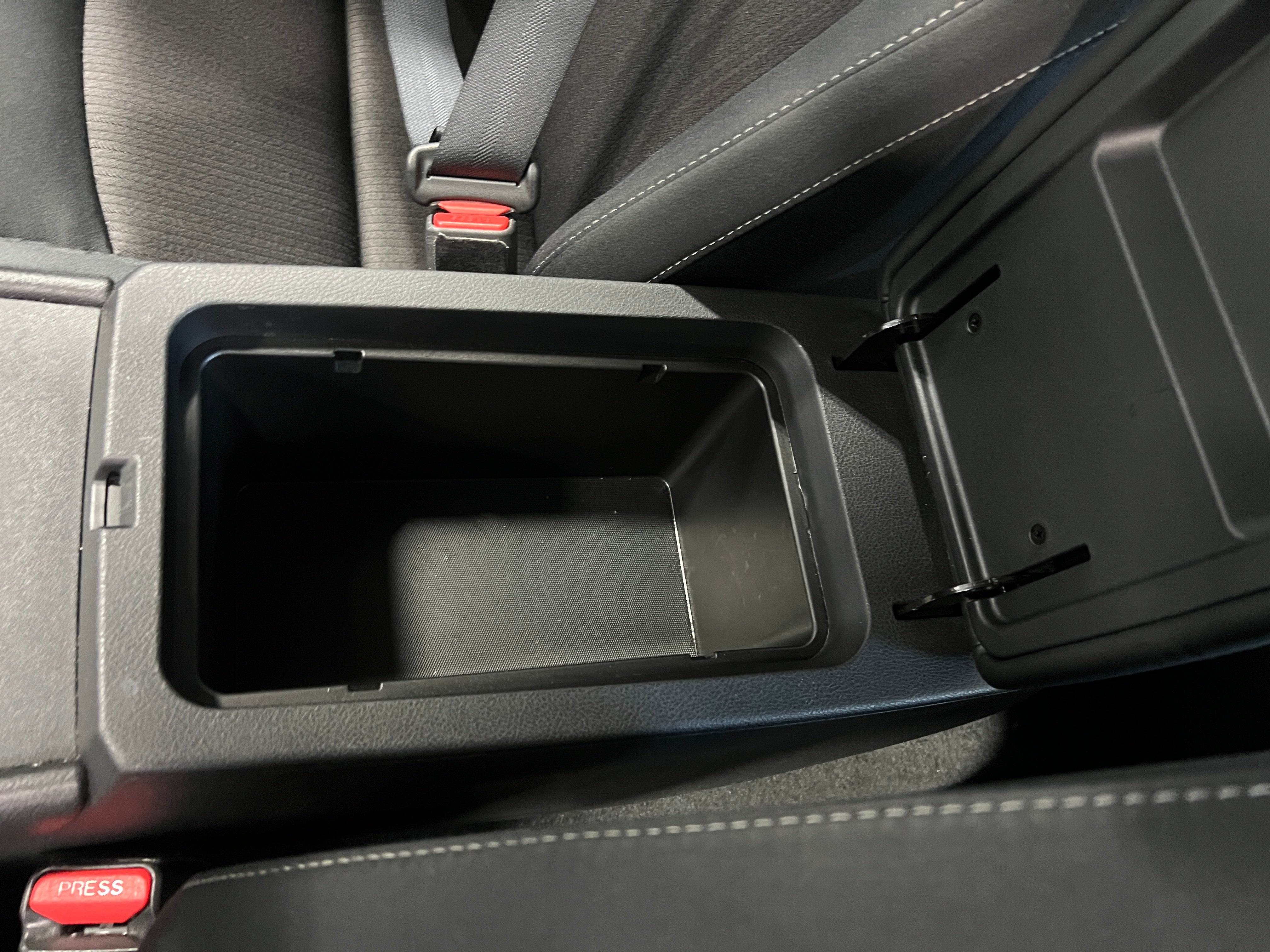 2025 Nissan Altima SV - Photo 16