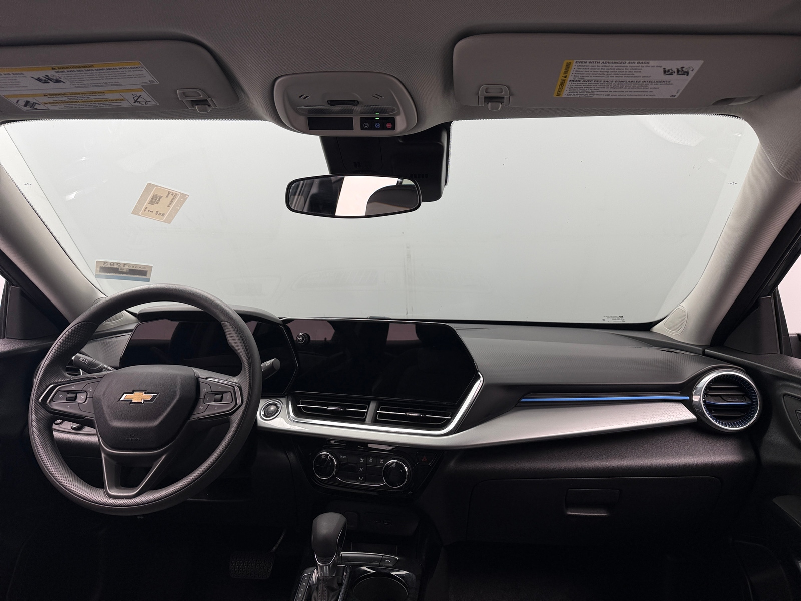 Thumbnail: 2025 Chevrolet Trax - 2