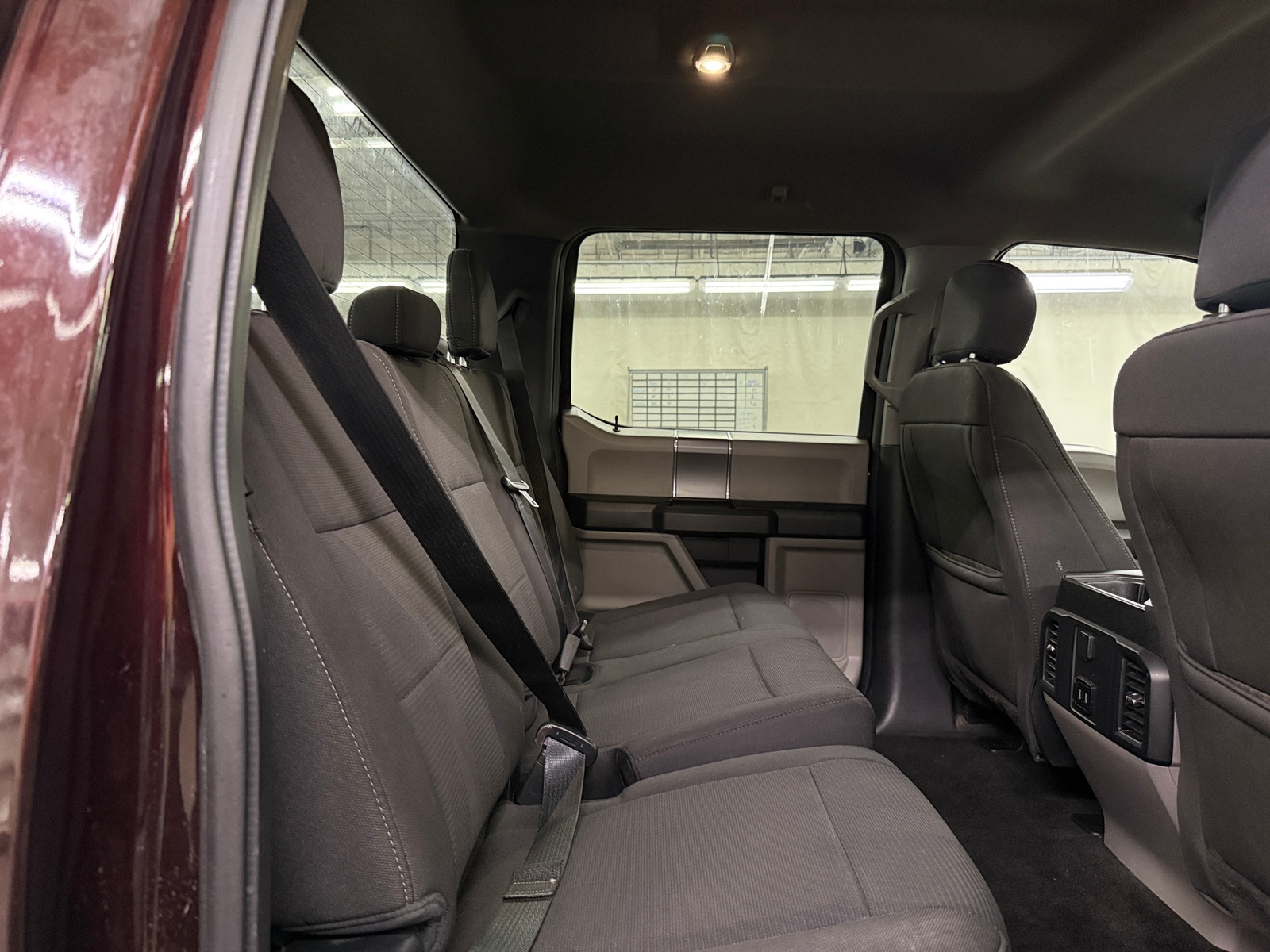 Thumbnail: 2018 Ford Econoline - 6