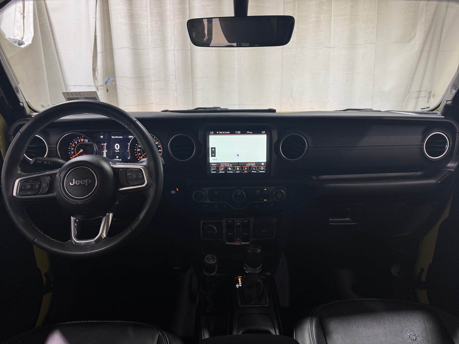 Thumbnail: 2023 Jeep Gladiator - 2