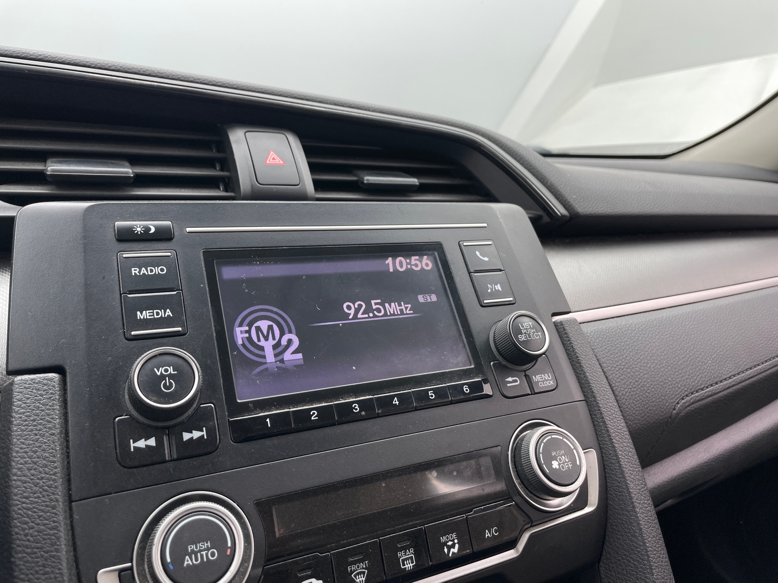 Thumbnail: 2016 Honda Civic - 4