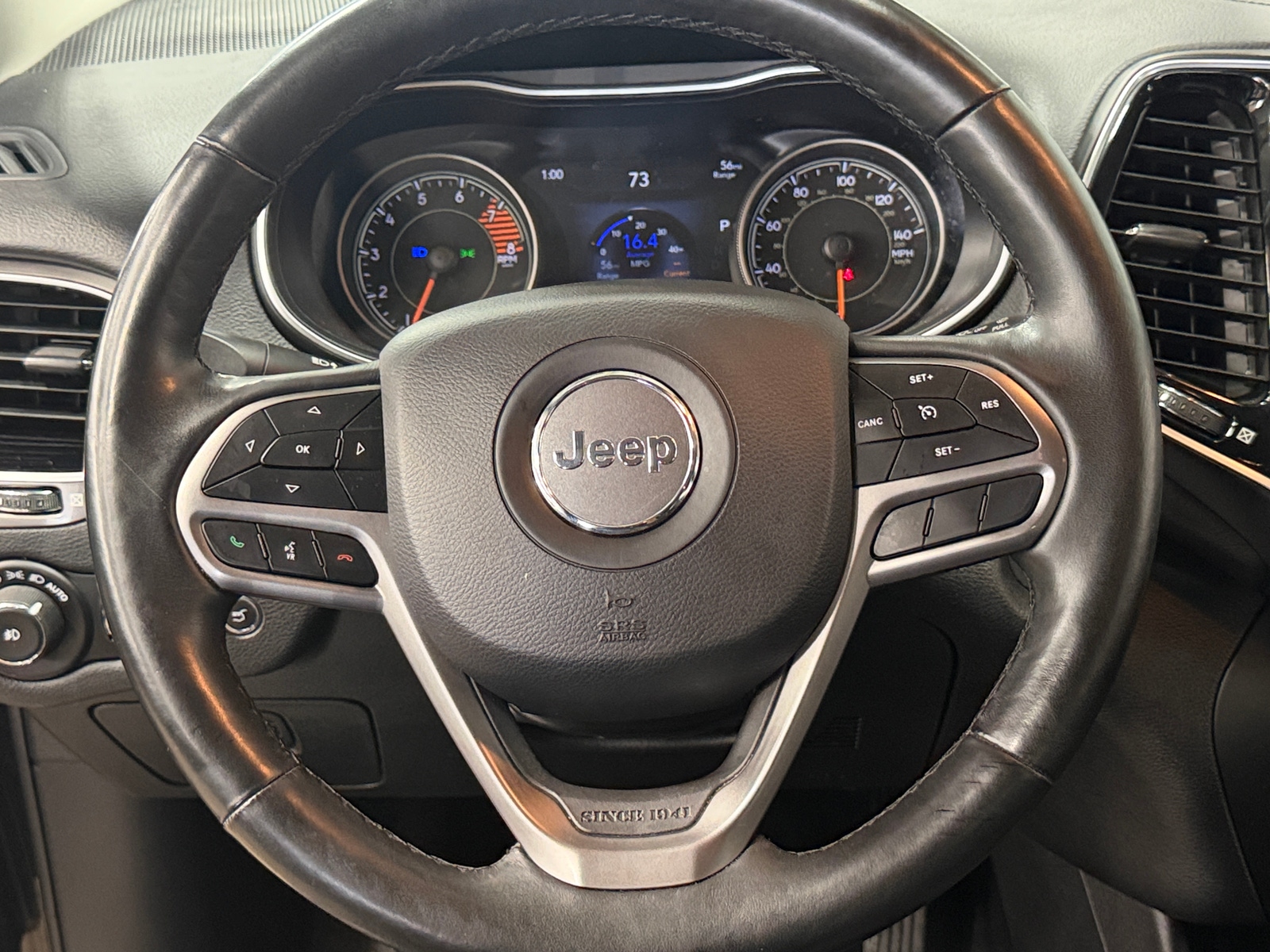 Thumbnail: 2019 Jeep Cherokee - 4