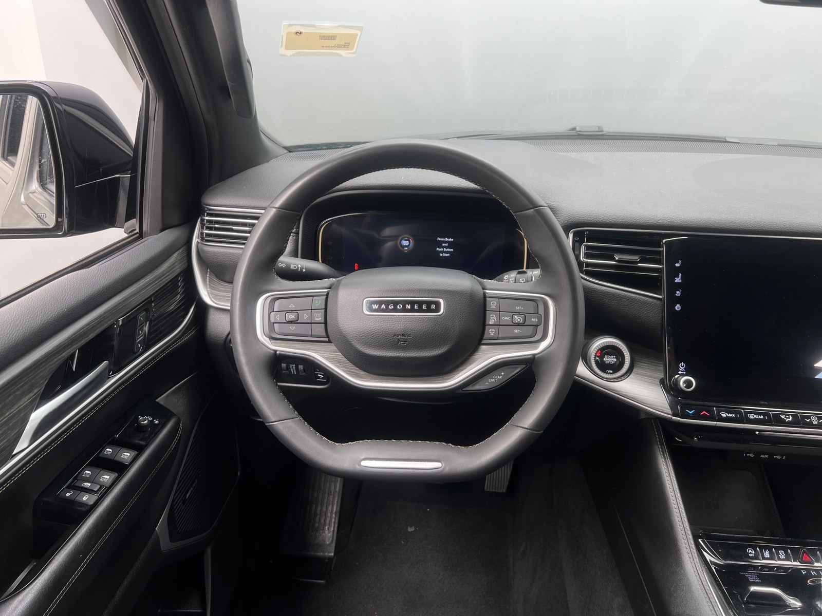 Thumbnail: 2024 Jeep Wagoneer - 4