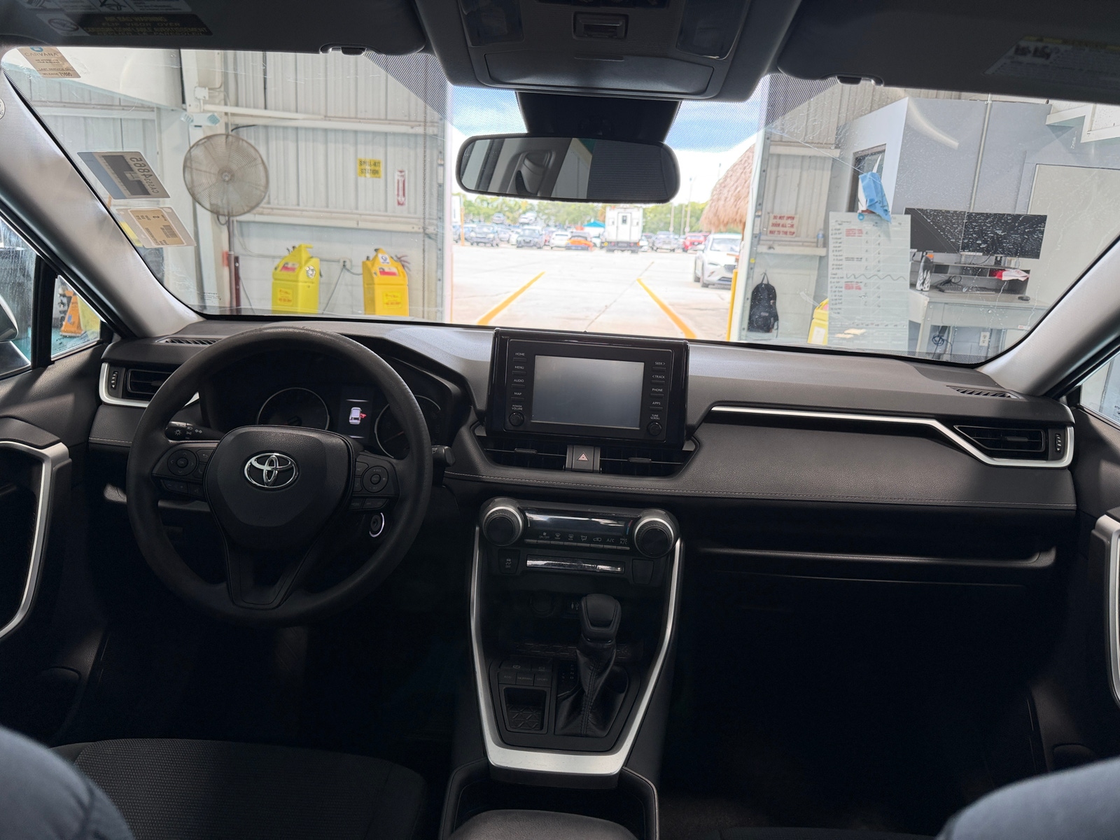 Thumbnail: 2019 Toyota RAV4 - 3
