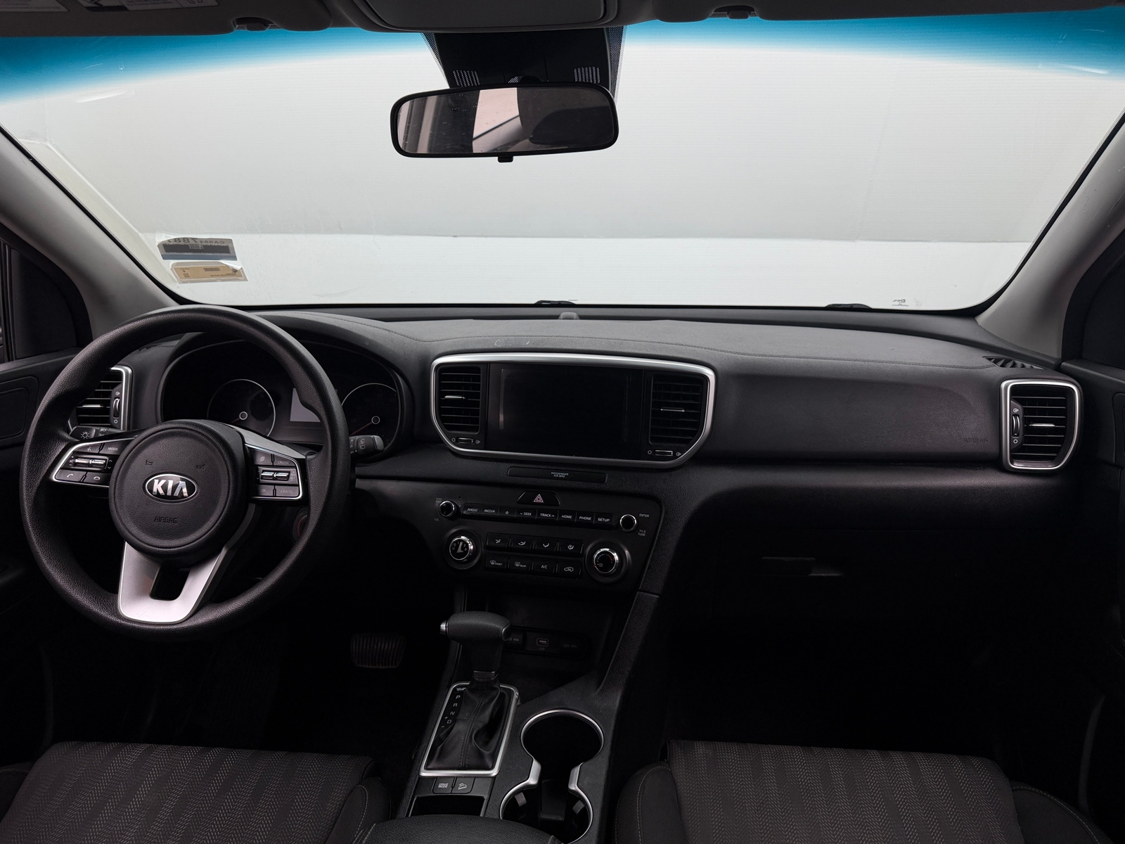 Thumbnail: 2020 Kia Sportage - 3