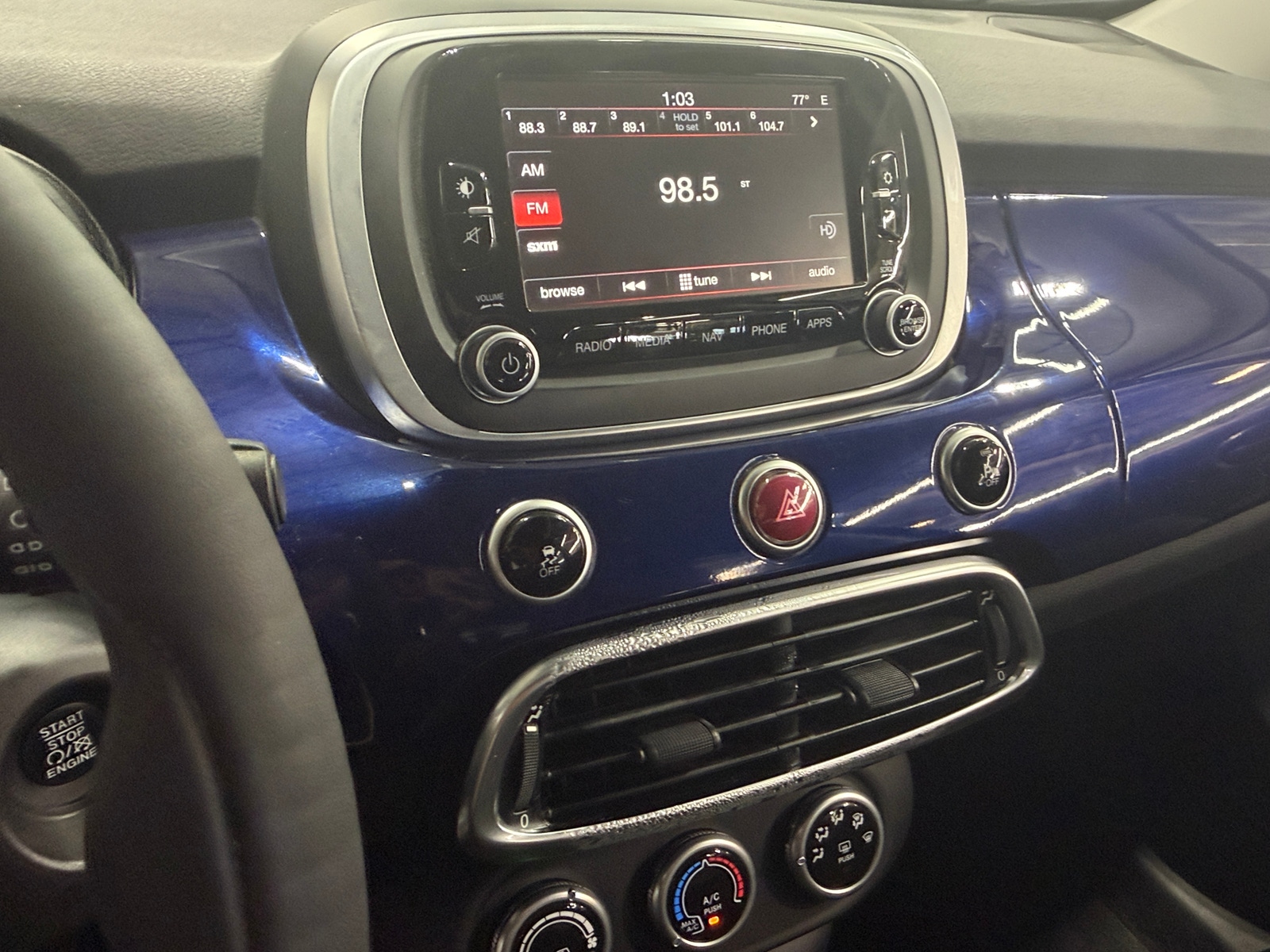 Thumbnail: 2016 Fiat 500X - 4