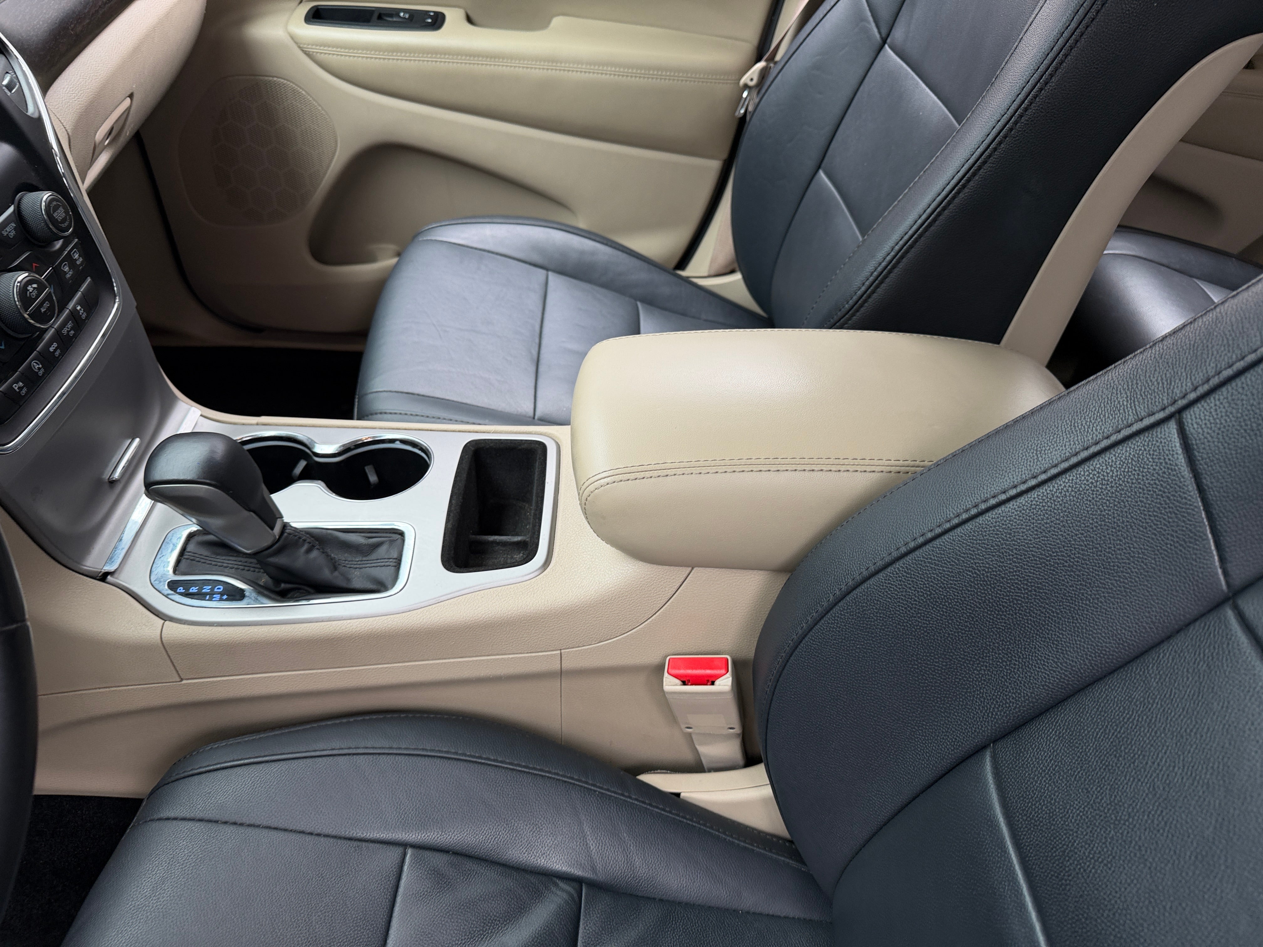 2018 Jeep Grand Cherokee Laredo E - Photo 4