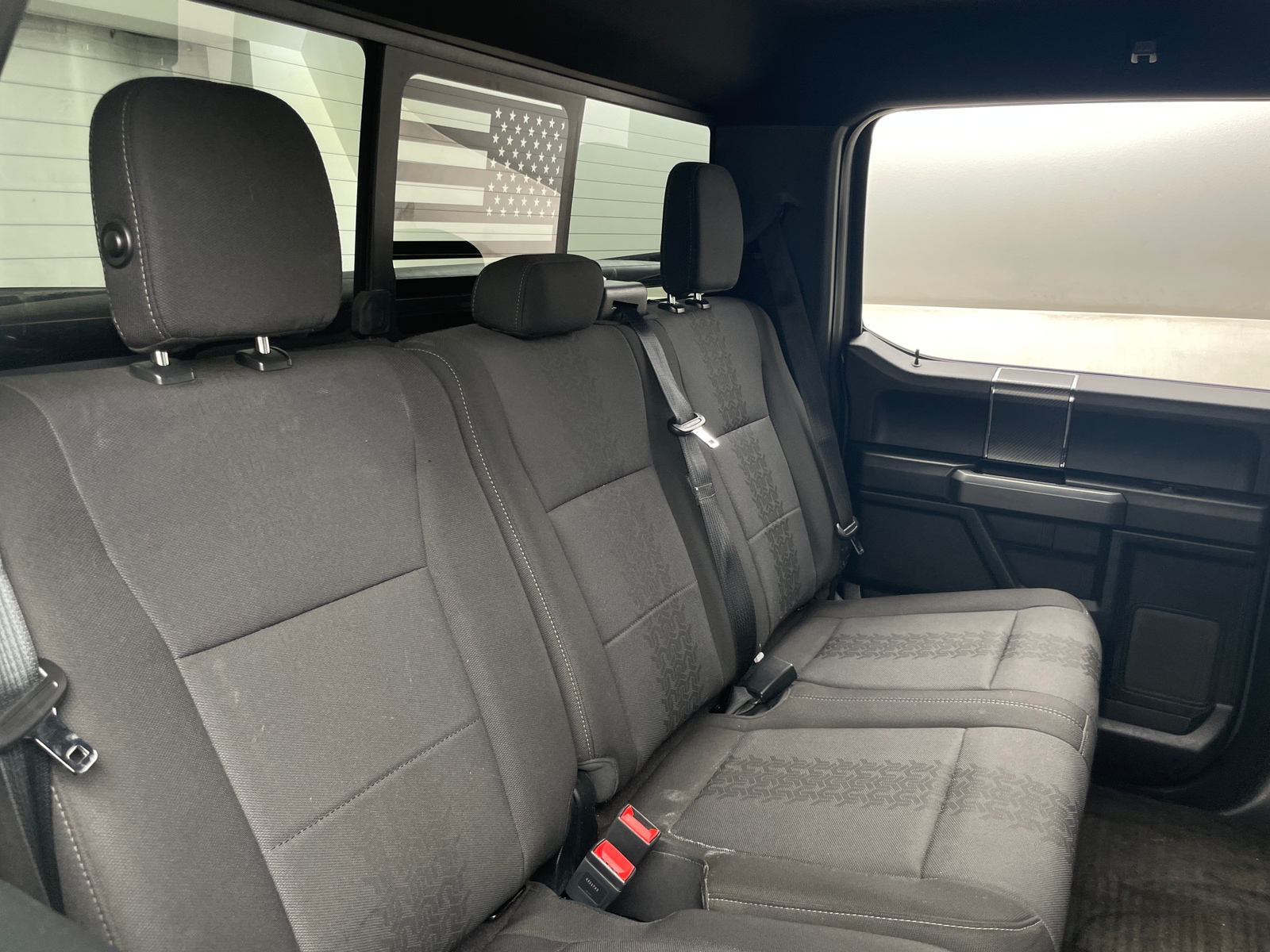 Thumbnail: 2018 Ford Econoline - 6