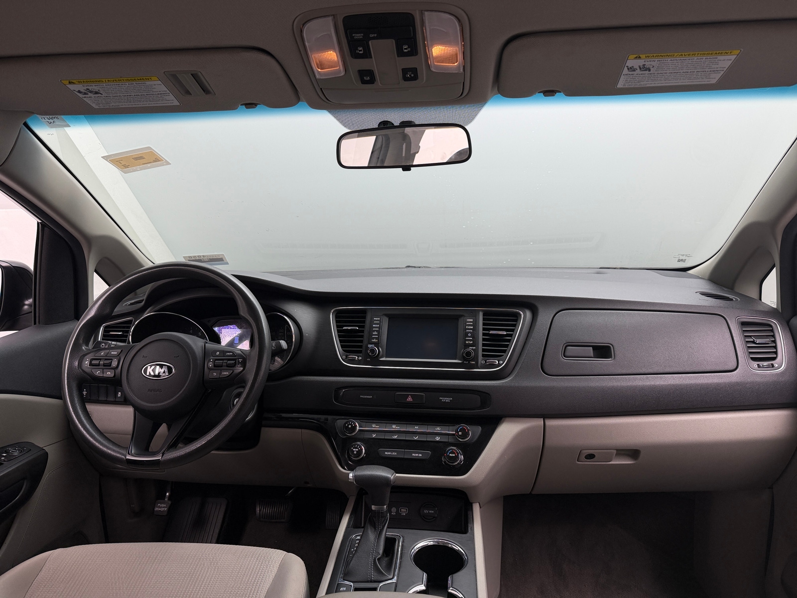 Thumbnail: 2019 Kia Sedona - 3