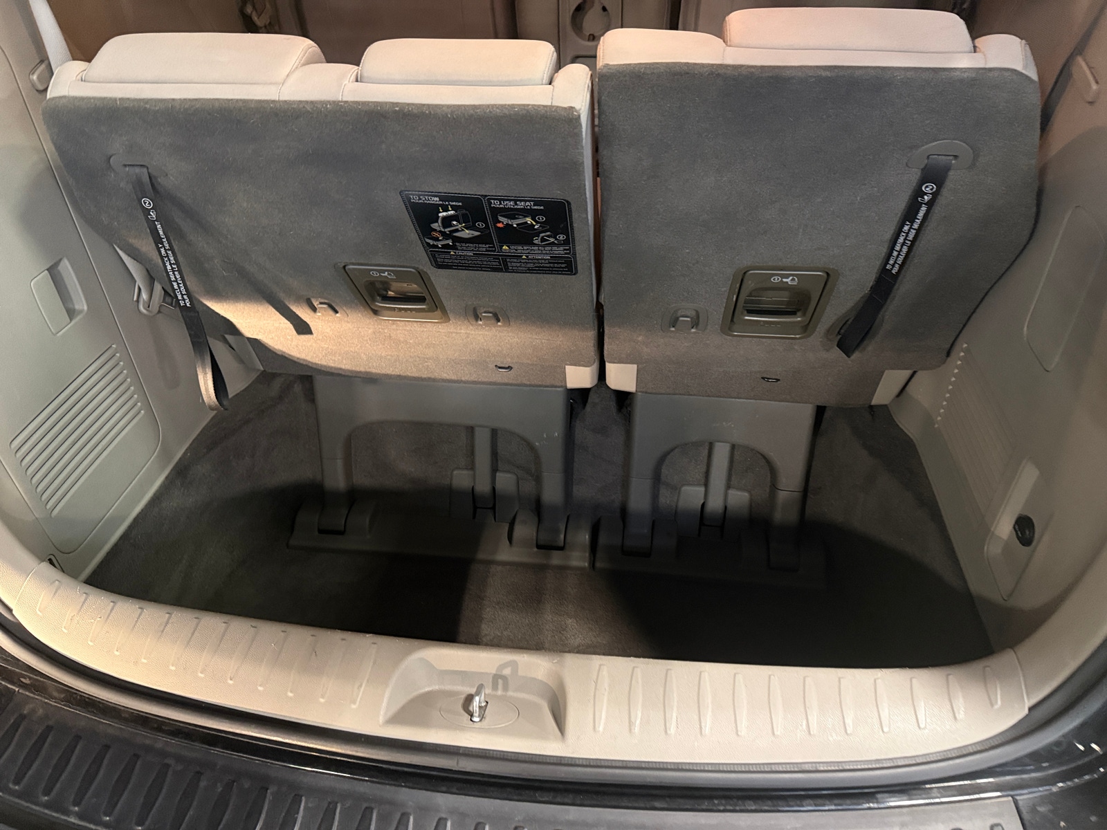 Thumbnail: 2019 Kia Sedona - 7