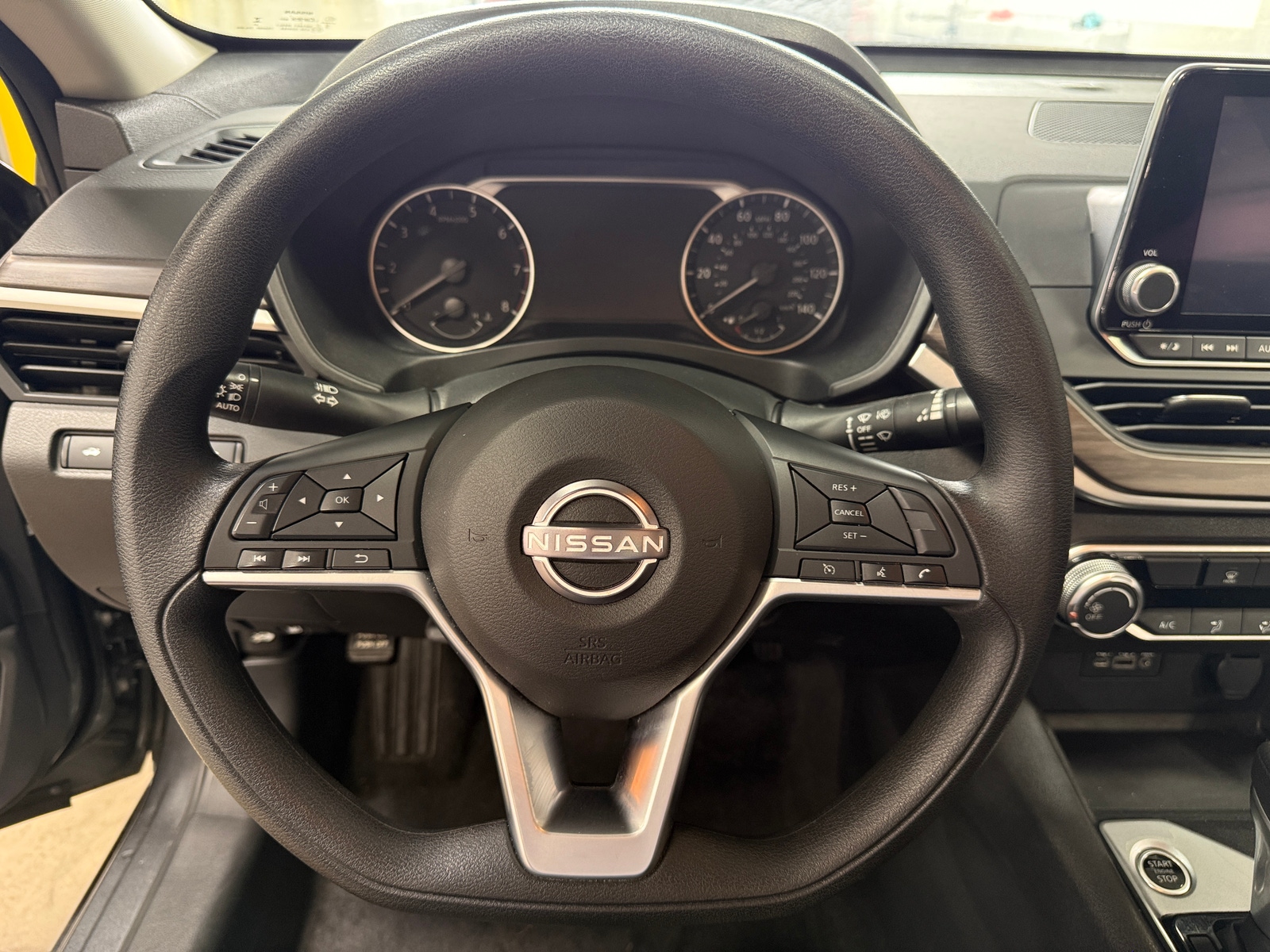 Thumbnail: 2025 Nissan Altima - 5