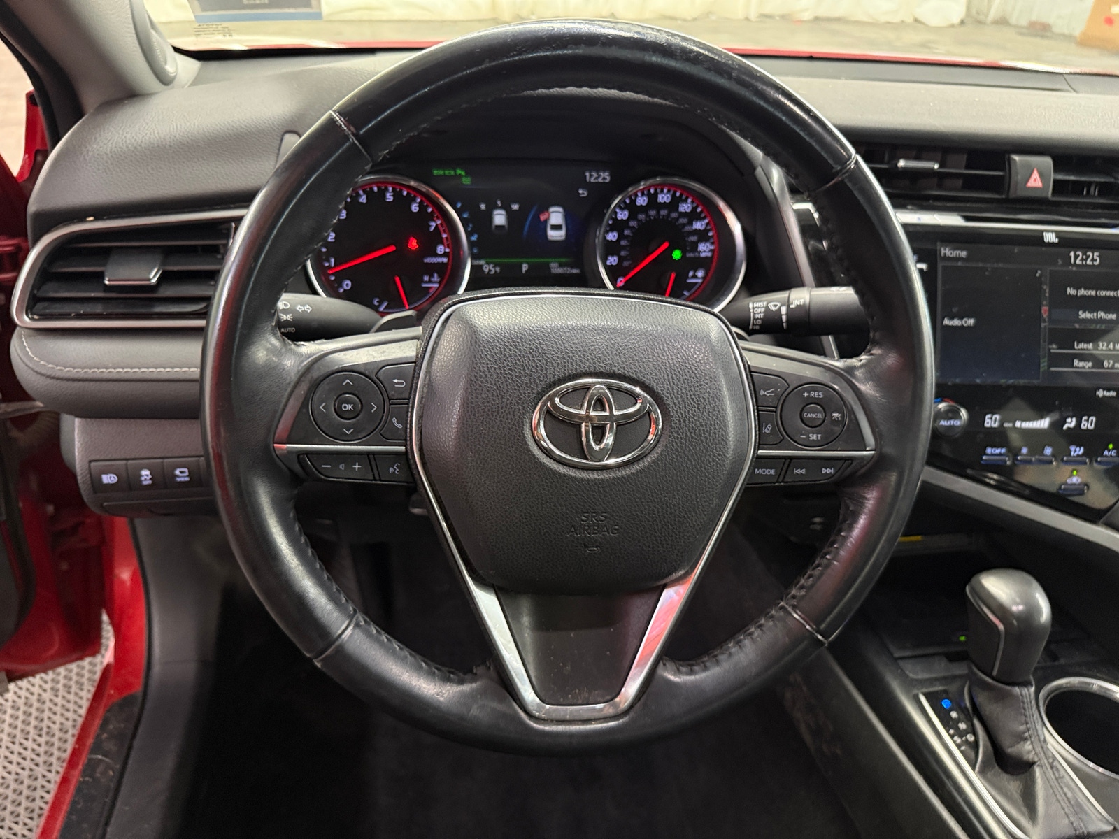 Thumbnail: 2019 Toyota Camry - 4