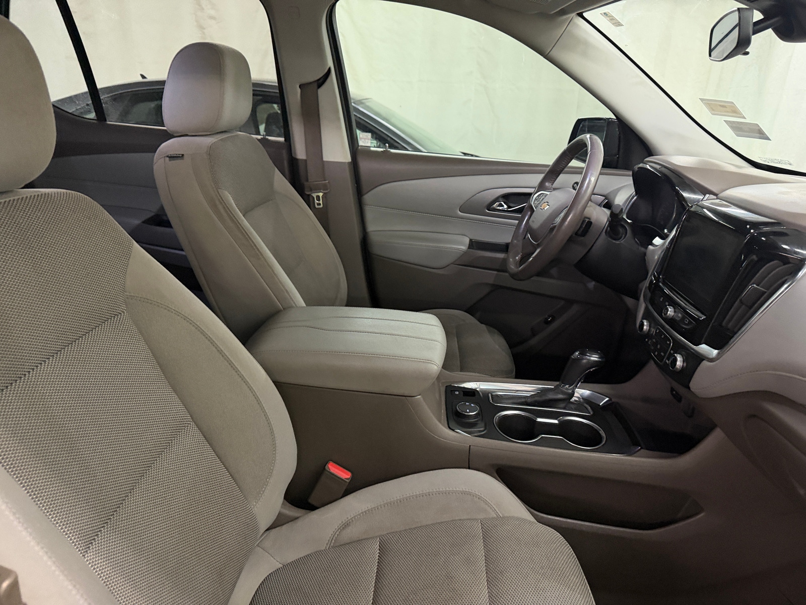 Thumbnail: 2020 Chevrolet Traverse - 2