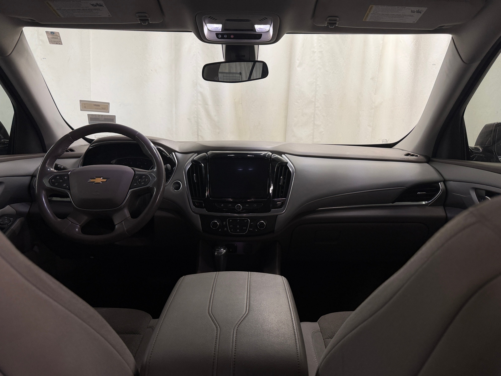 Thumbnail: 2020 Chevrolet Traverse - 3
