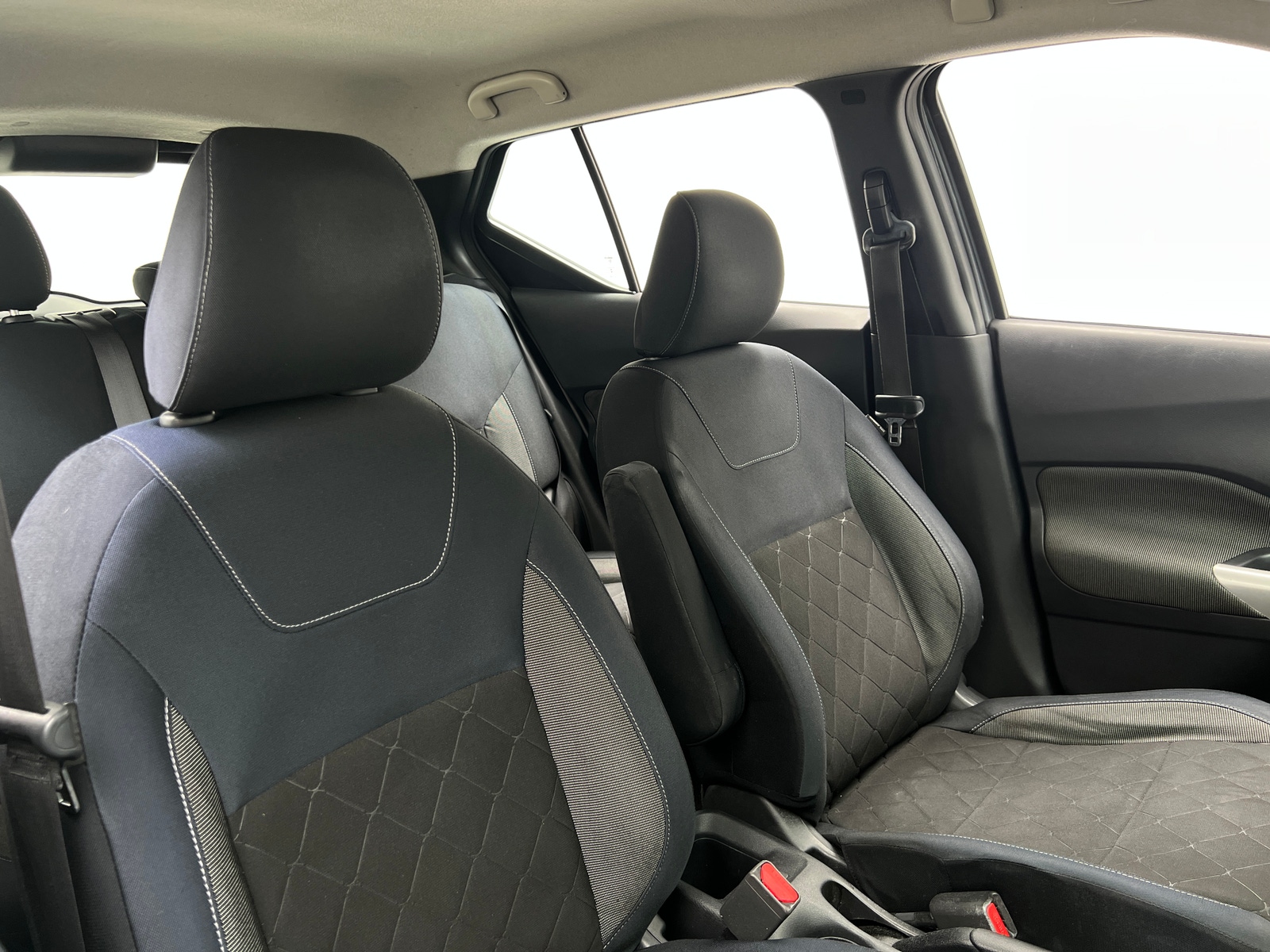 Thumbnail: 2018 Nissan Kicks - 2