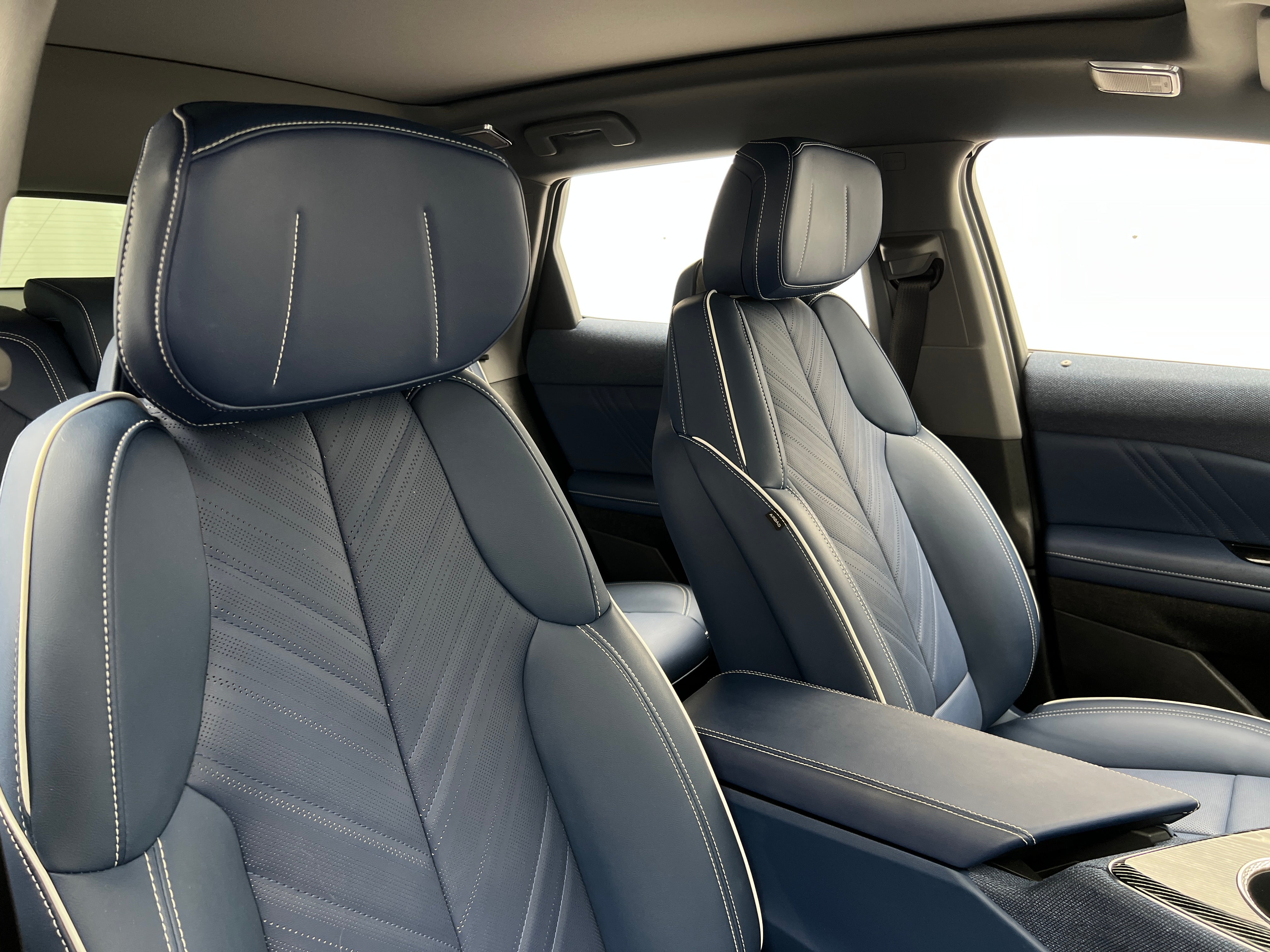 Used 2025 Cadillac OPTIQ Sport 2 with VIN 3GYK3GMR0SS162153 for sale in Oak Creek, WI