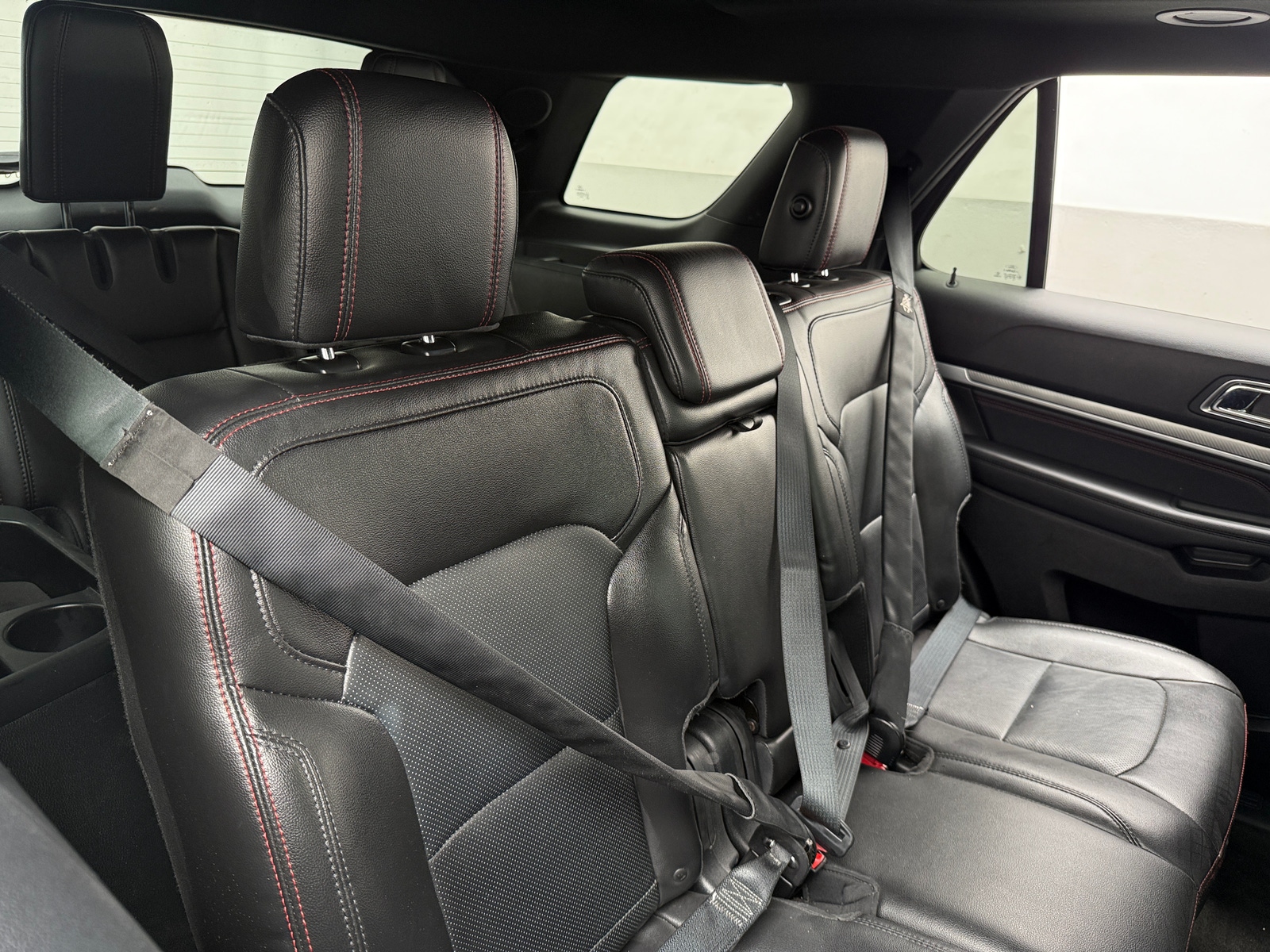 Thumbnail: 2018 Ford Explorer - 5