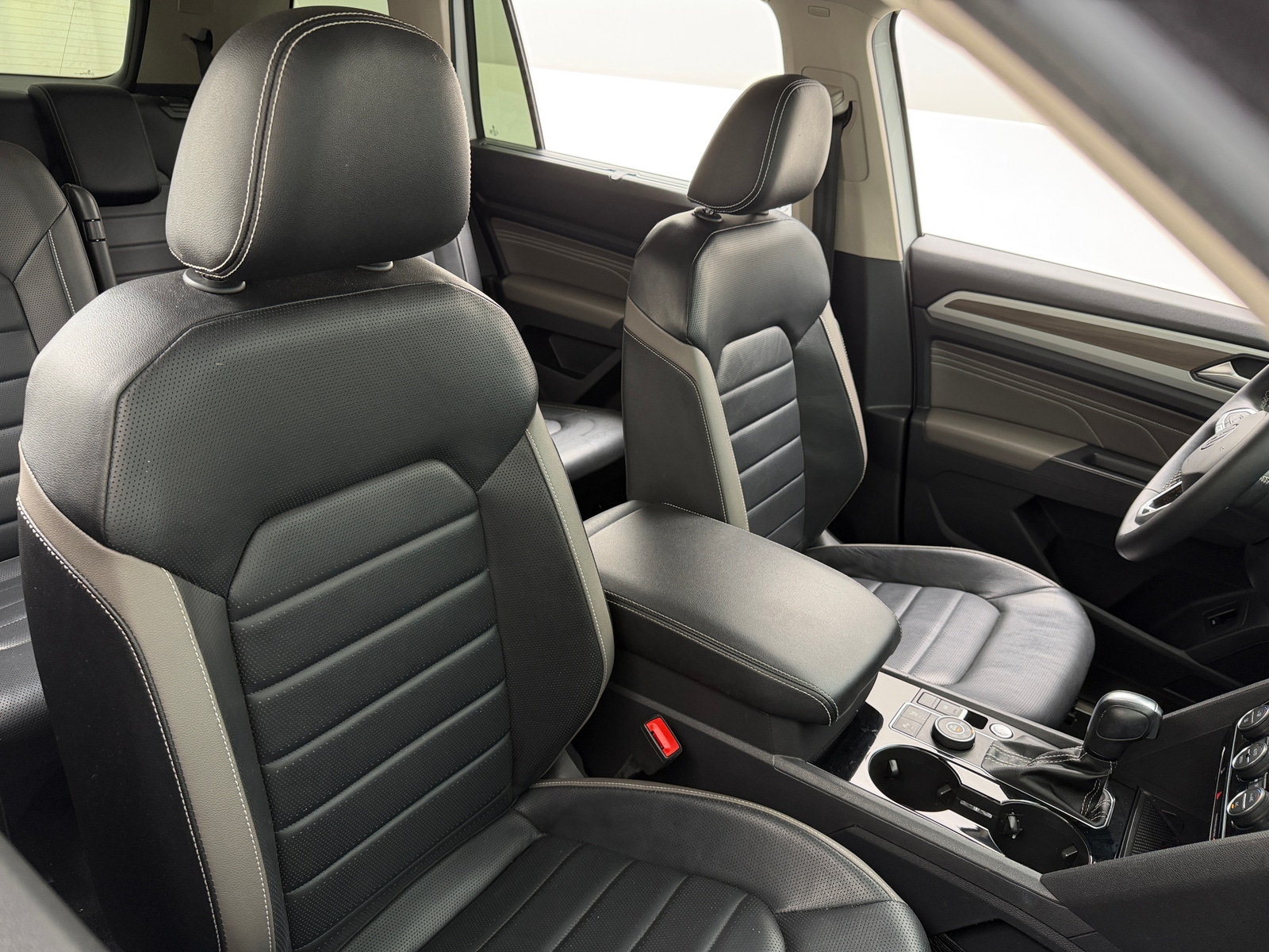Thumbnail: 2021 Volkswagen Atlas - 2