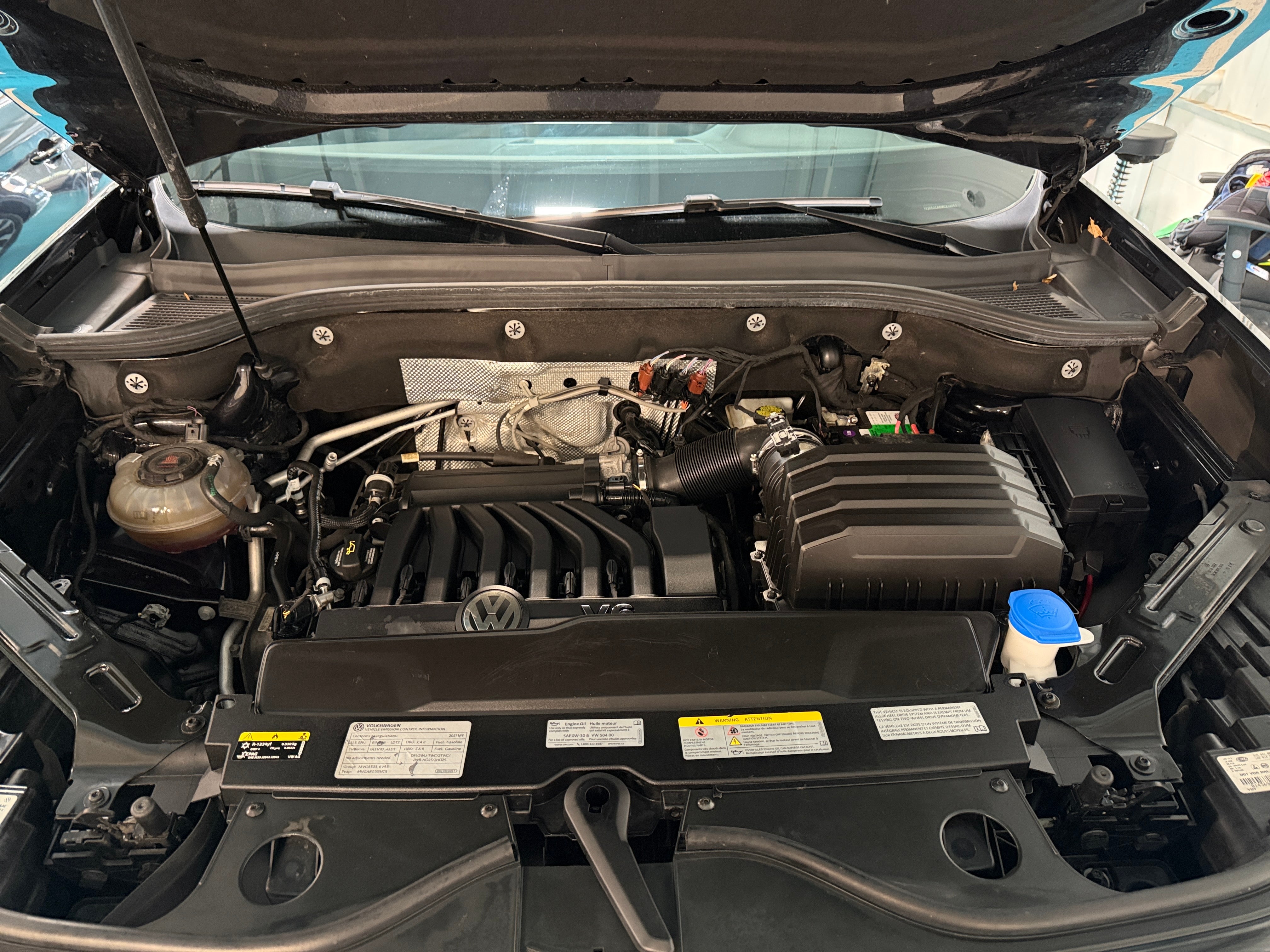 2021 Volkswagen Atlas Cross Sport SEL Premium R-Line
