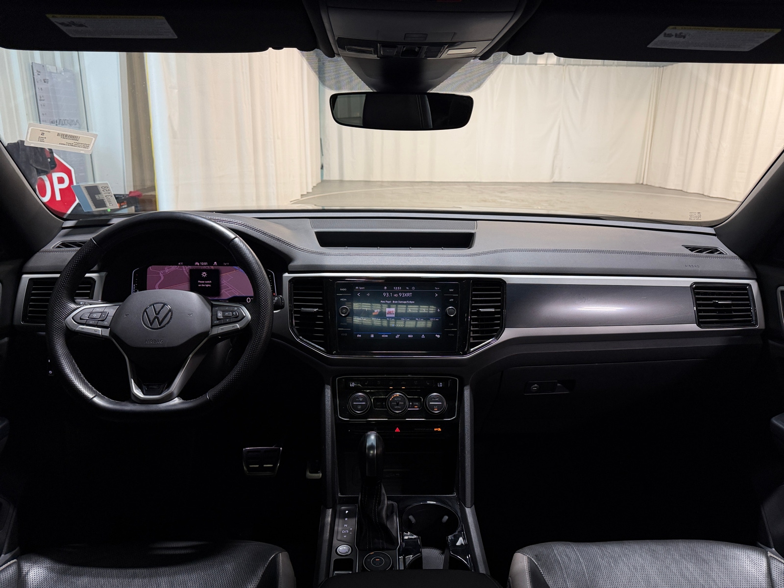 Thumbnail: 2021 Volkswagen Atlas - 2