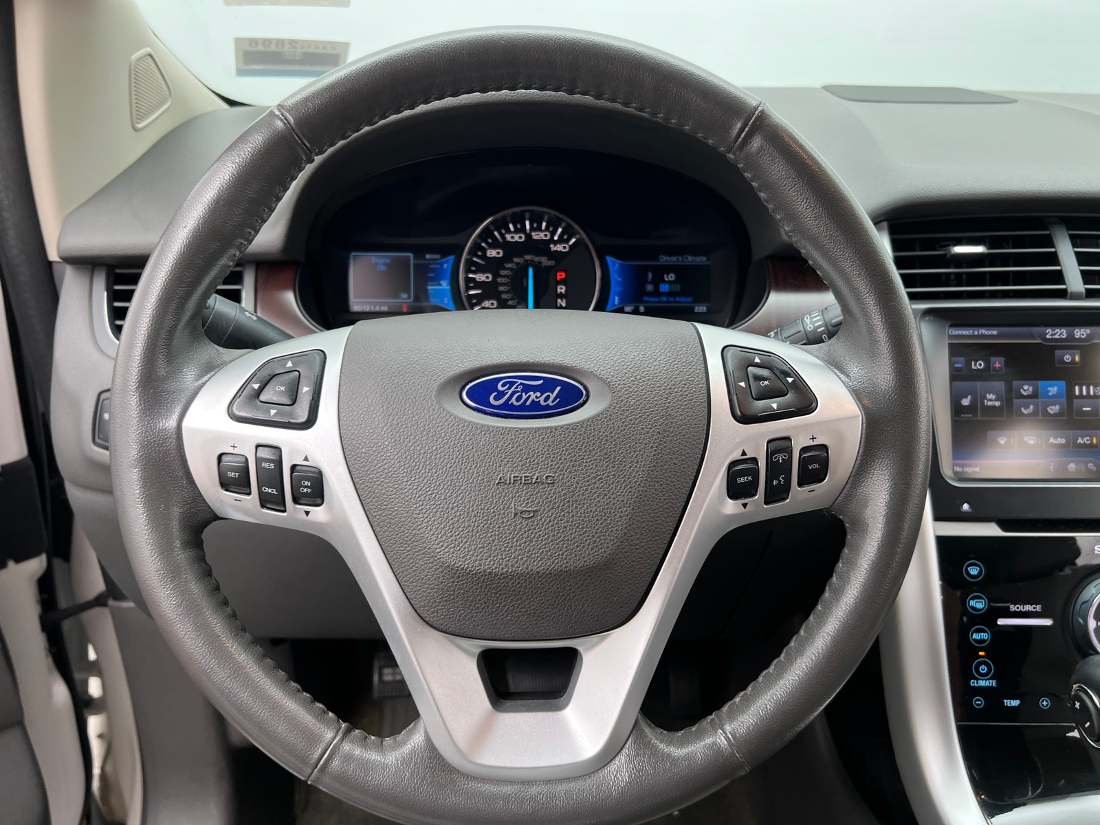 Thumbnail: 2013 Ford Edge - 4