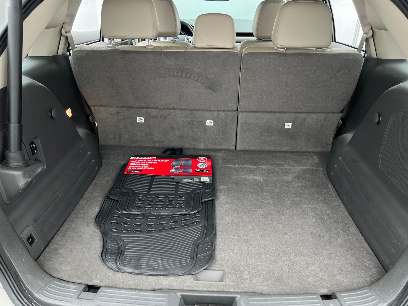 Thumbnail: 2013 Ford Edge - 6