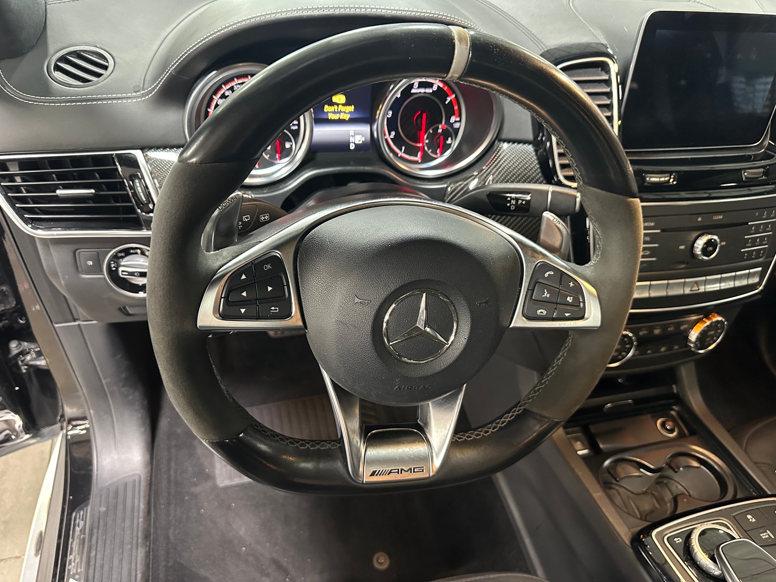 Thumbnail: 2018 Mercedes-Benz GLE - 4