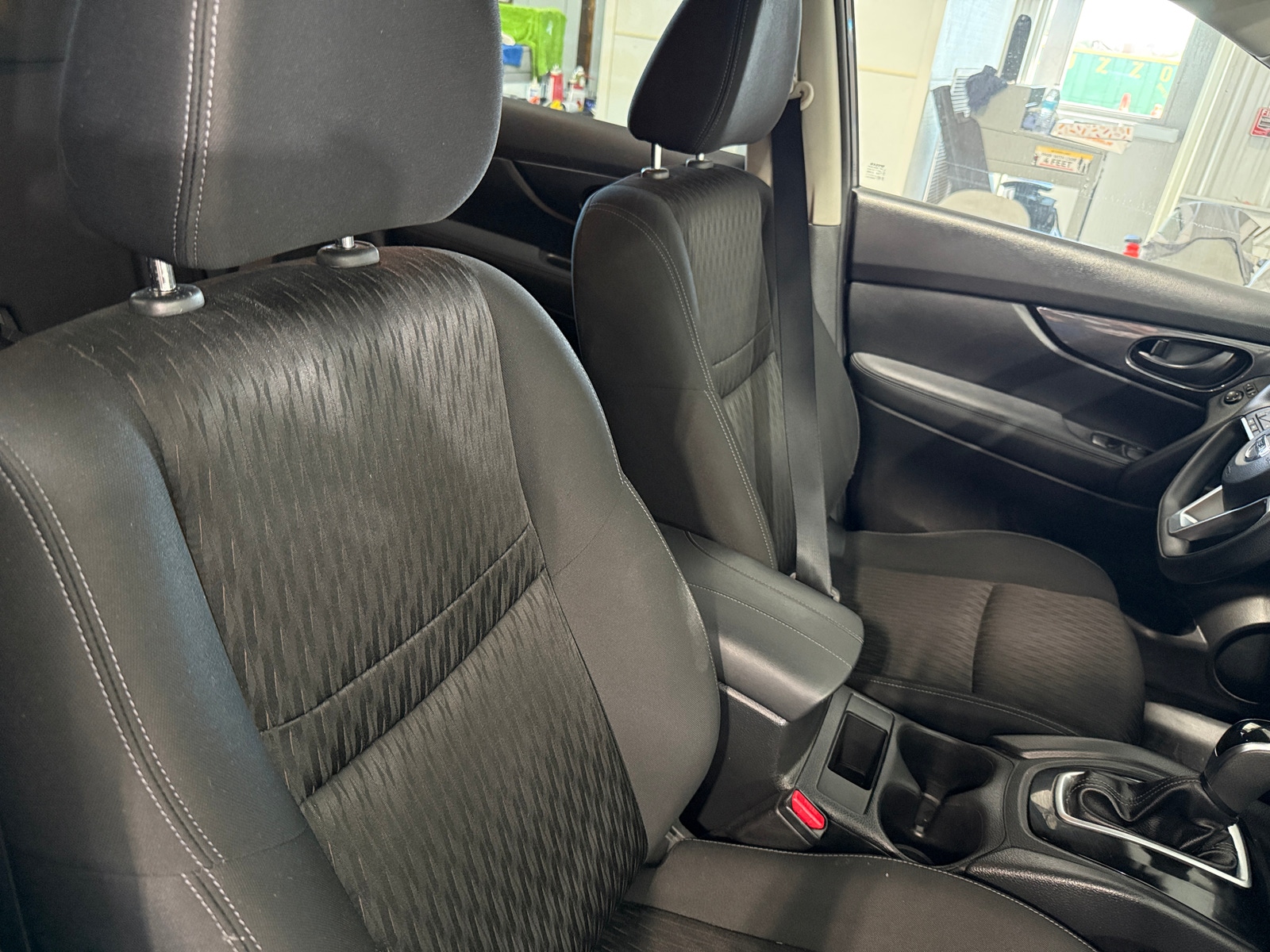 Thumbnail: 2019 Nissan Rogue - 2