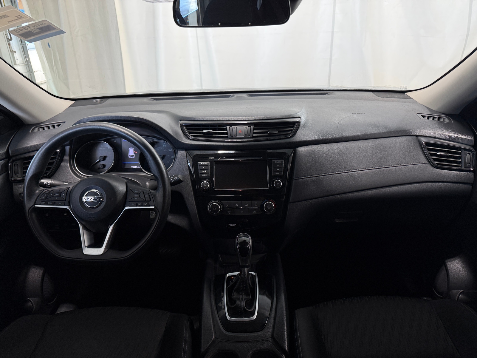 Thumbnail: 2019 Nissan Rogue - 3