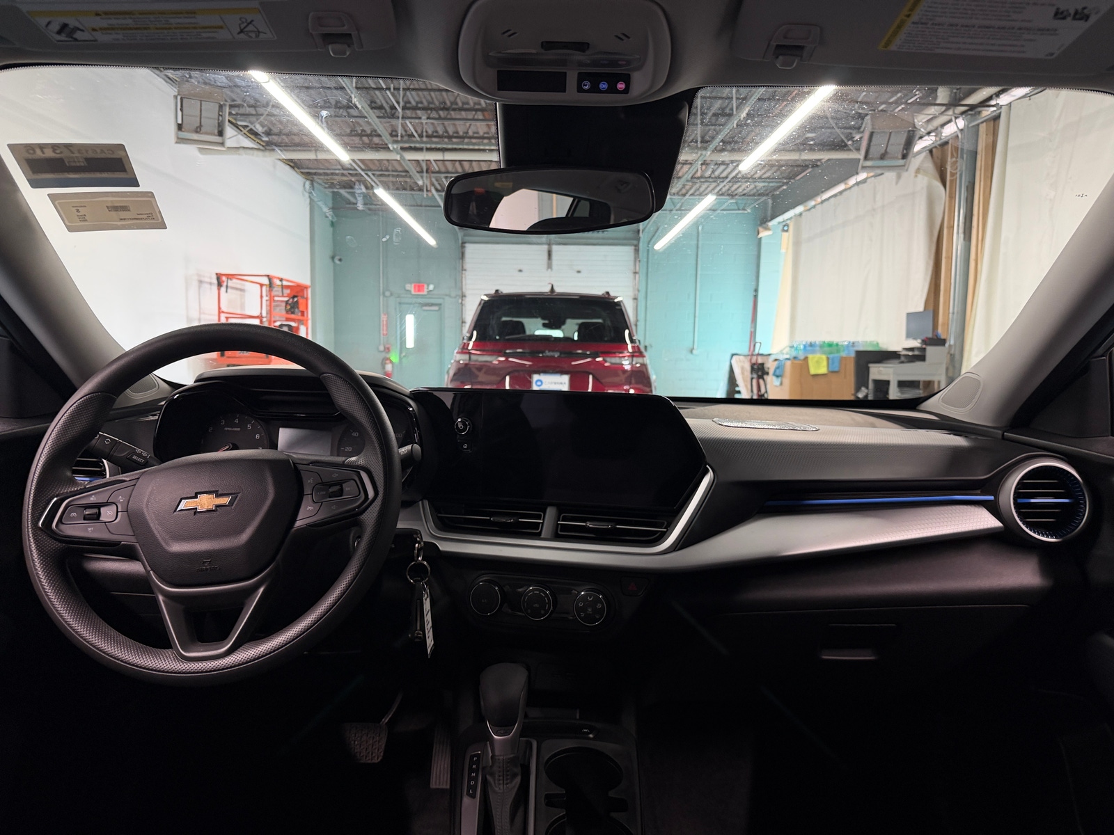 Thumbnail: 2024 Chevrolet Trax - 3