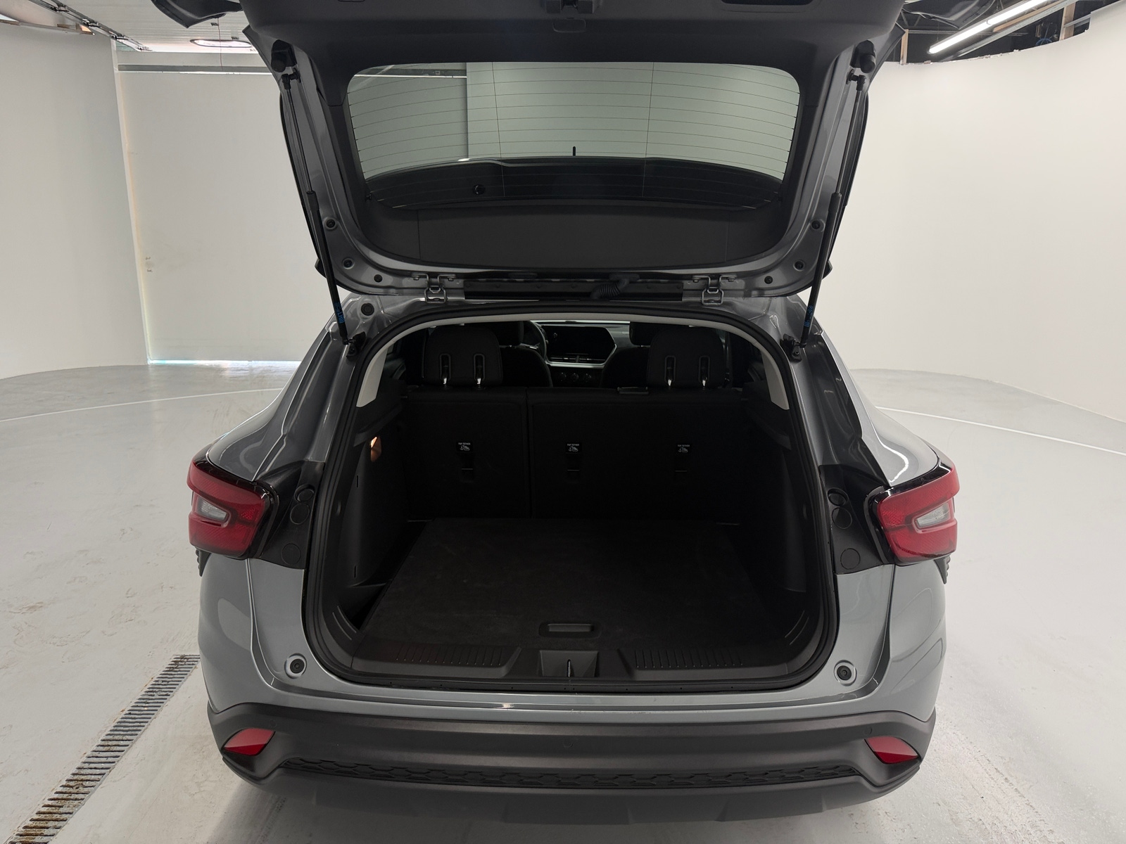 Thumbnail: 2024 Chevrolet Trax - 7