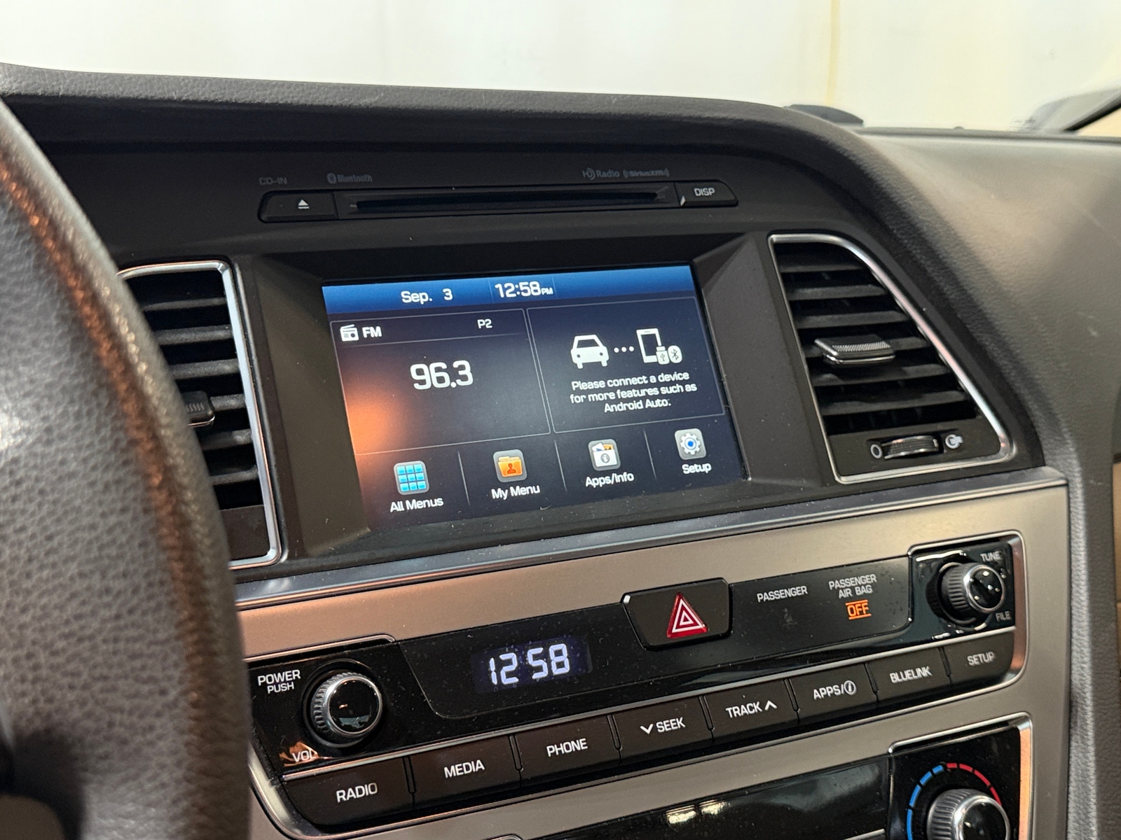 Thumbnail: 2016 Hyundai Sonata - 4