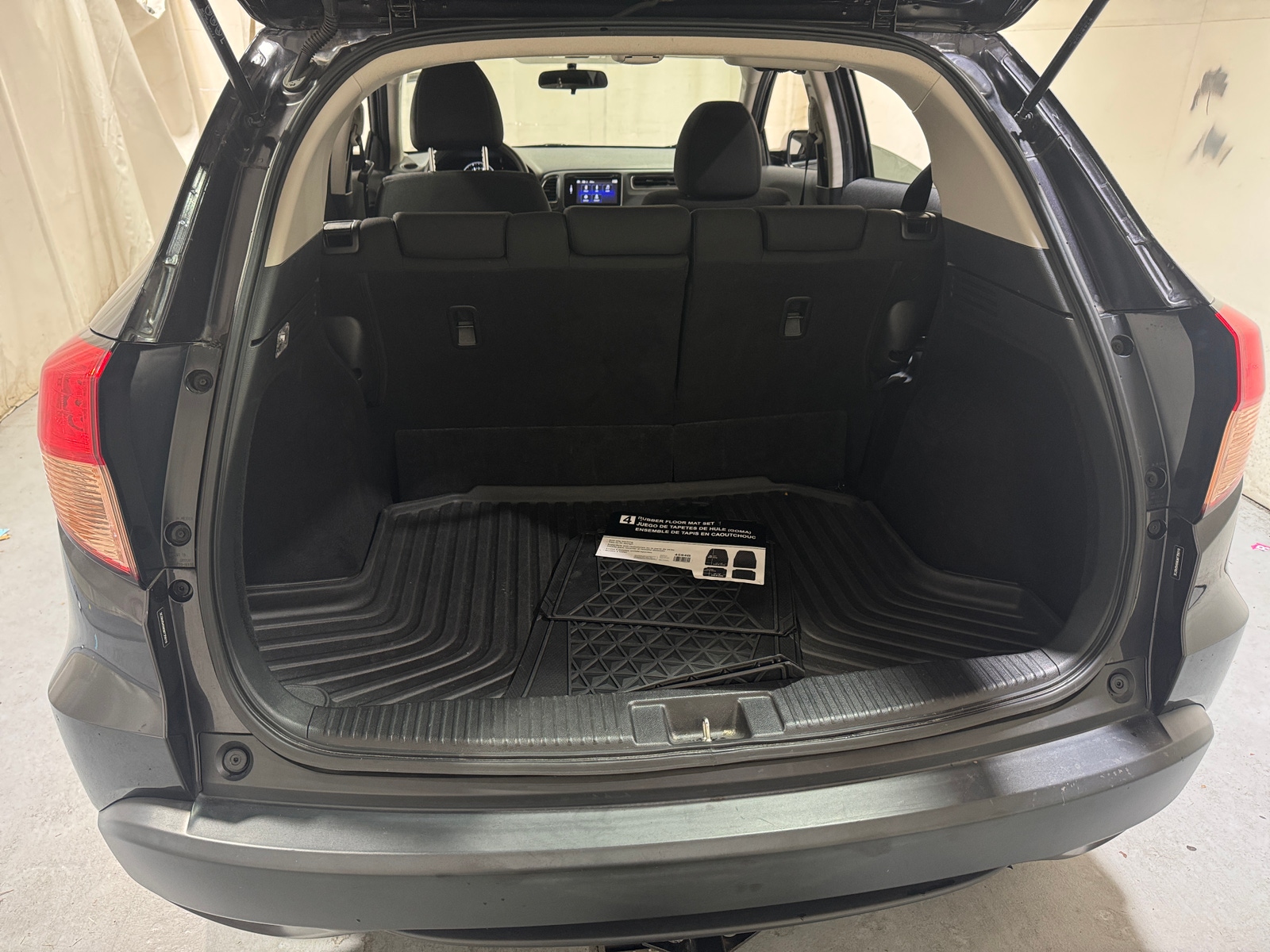 Thumbnail: 2016 Honda HR-V - 7