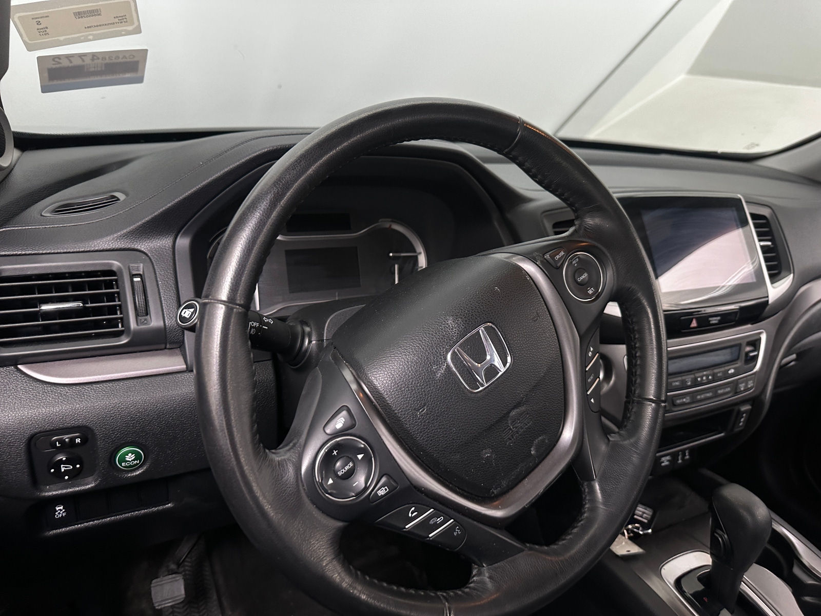 Thumbnail: 2017 Honda Pilot - 4