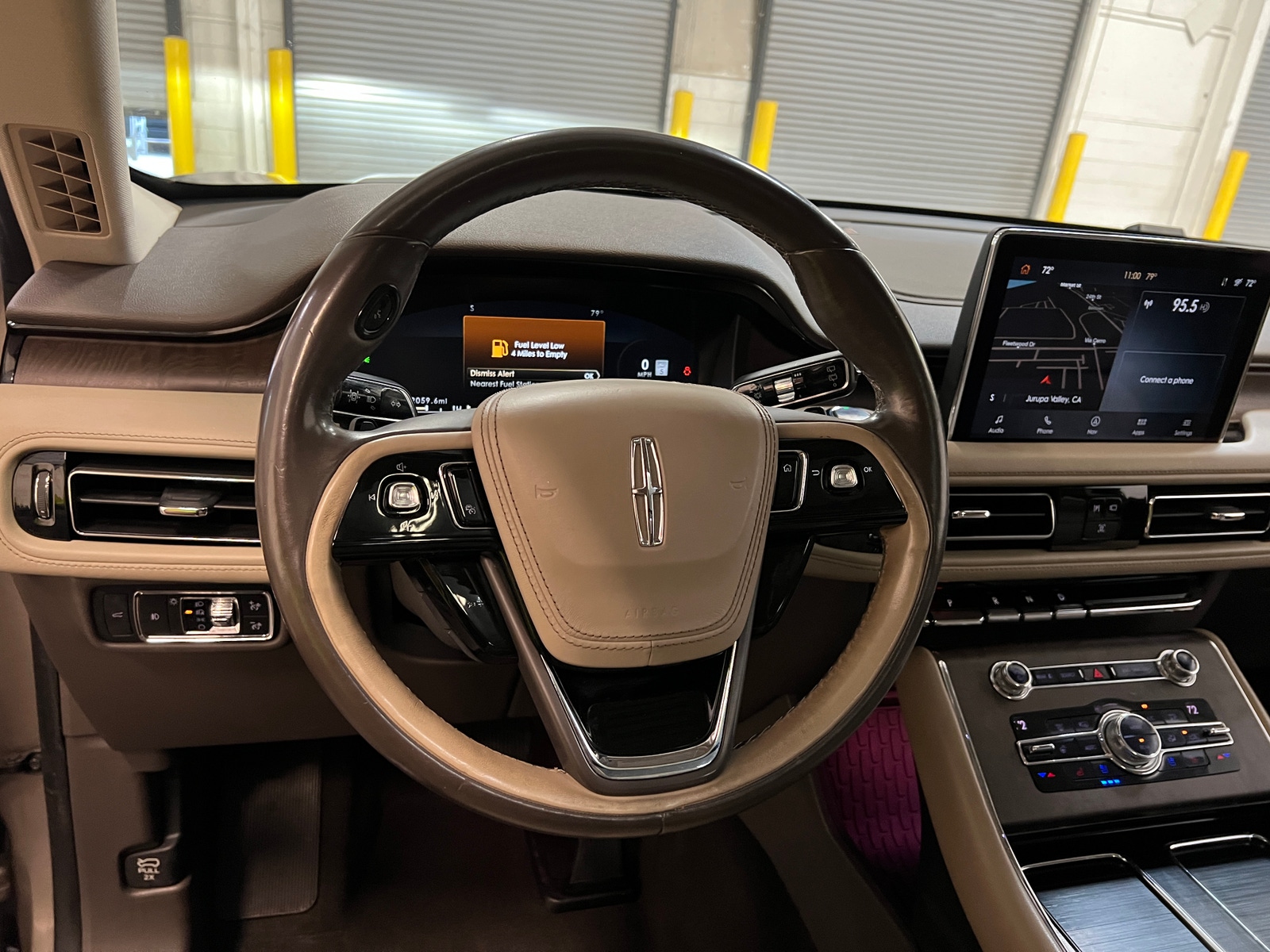 Thumbnail: 2020 Lincoln Aviator - 4