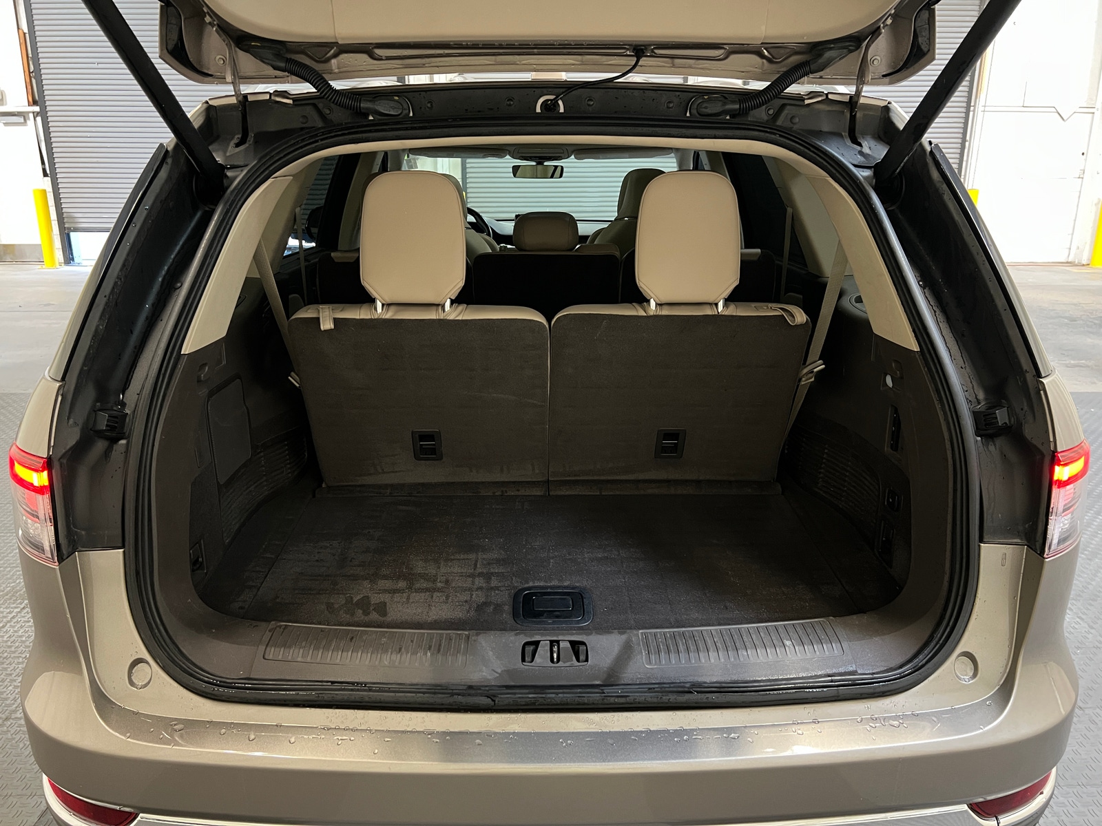 Thumbnail: 2020 Lincoln Aviator - 6