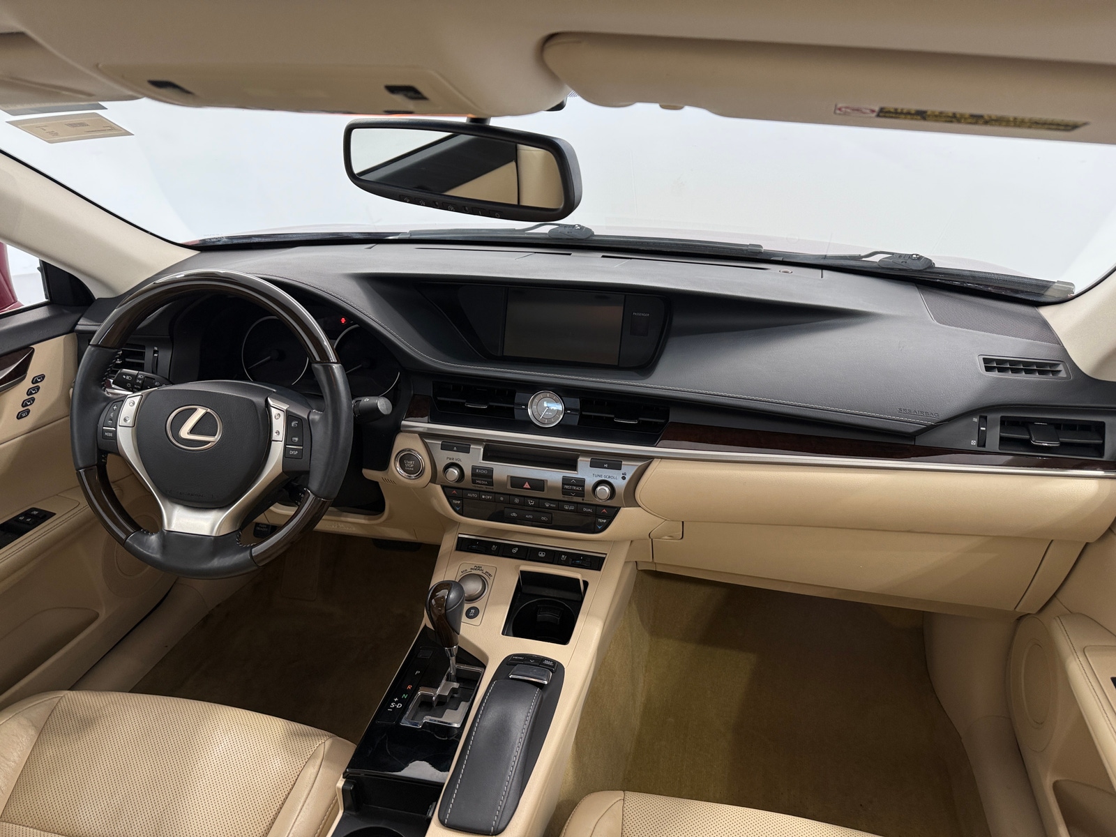 Thumbnail: 2014 Lexus ES - 3