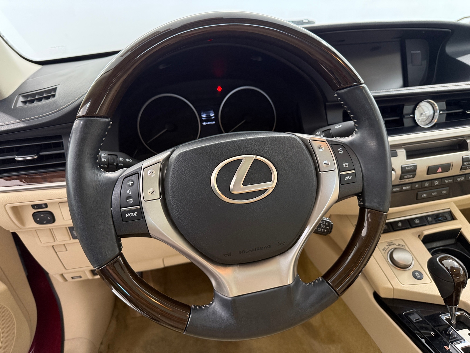 Thumbnail: 2014 Lexus ES - 5