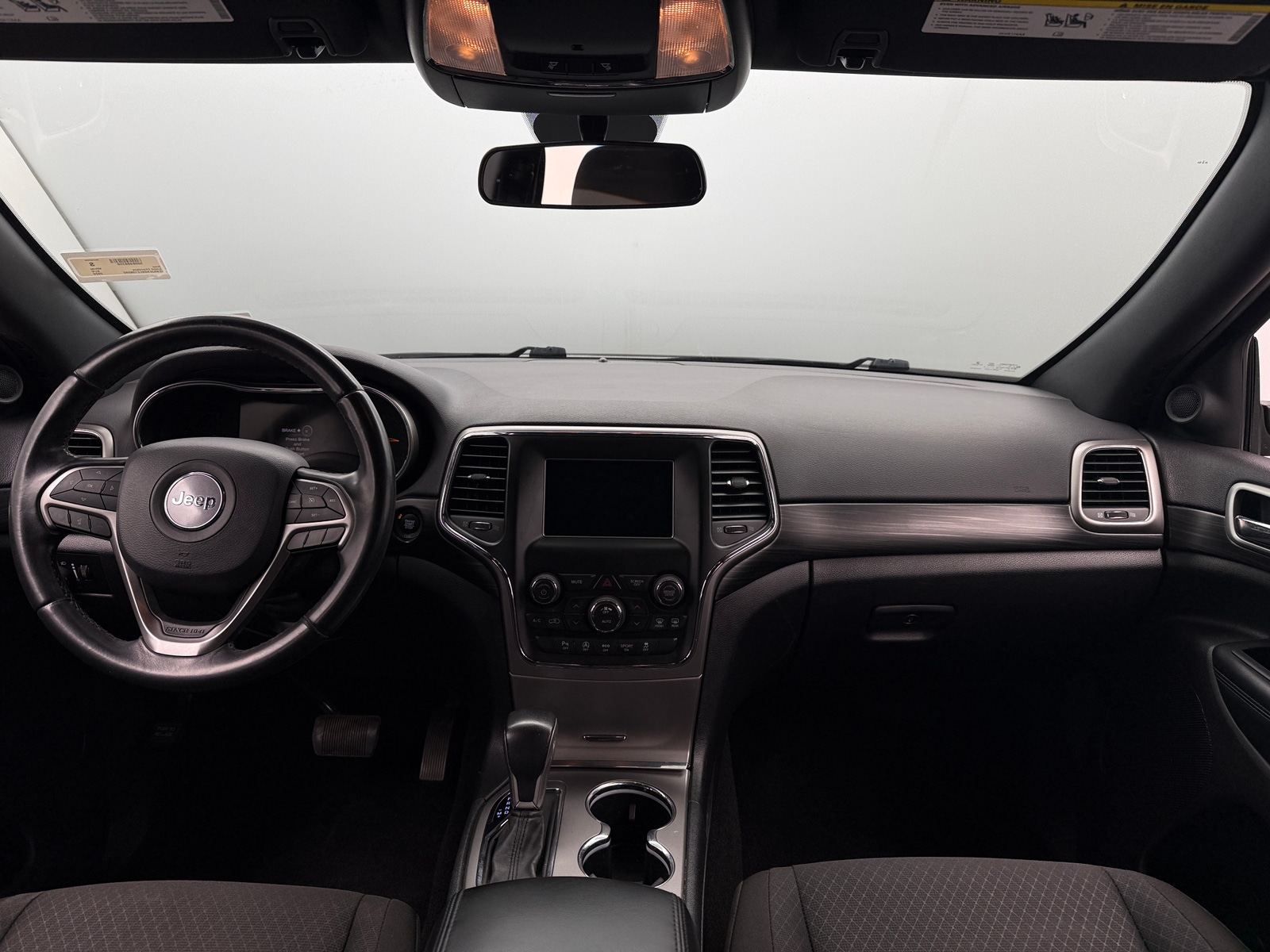 Thumbnail: 2020 Jeep Grand Cherokee - 3