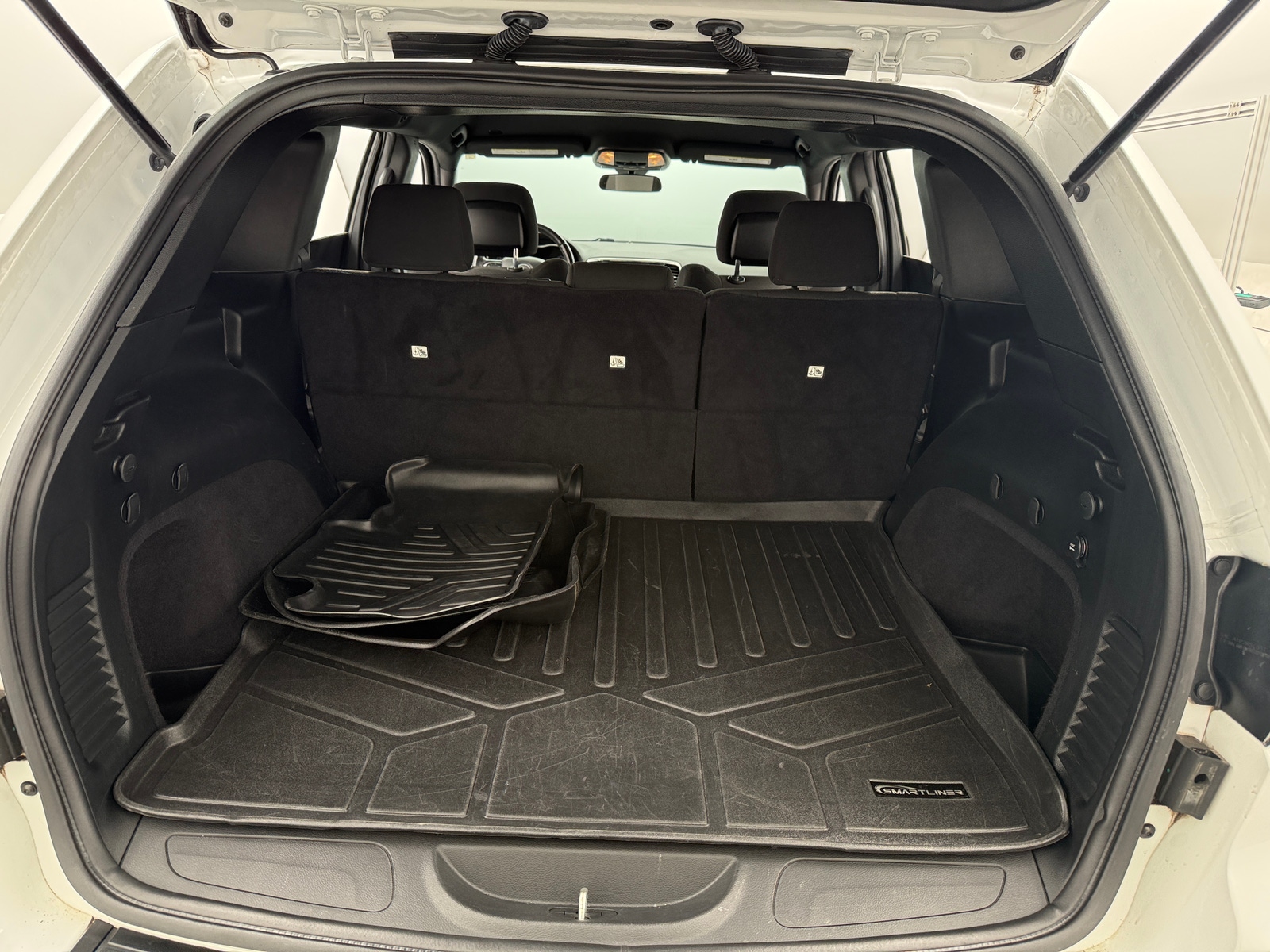 Thumbnail: 2020 Jeep Grand Cherokee - 7
