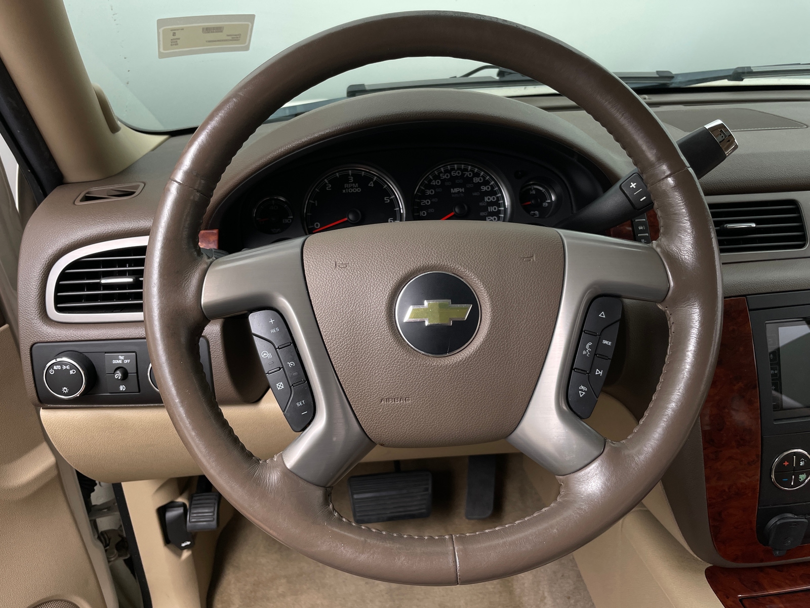 Thumbnail: 2013 Chevrolet Tahoe - 4