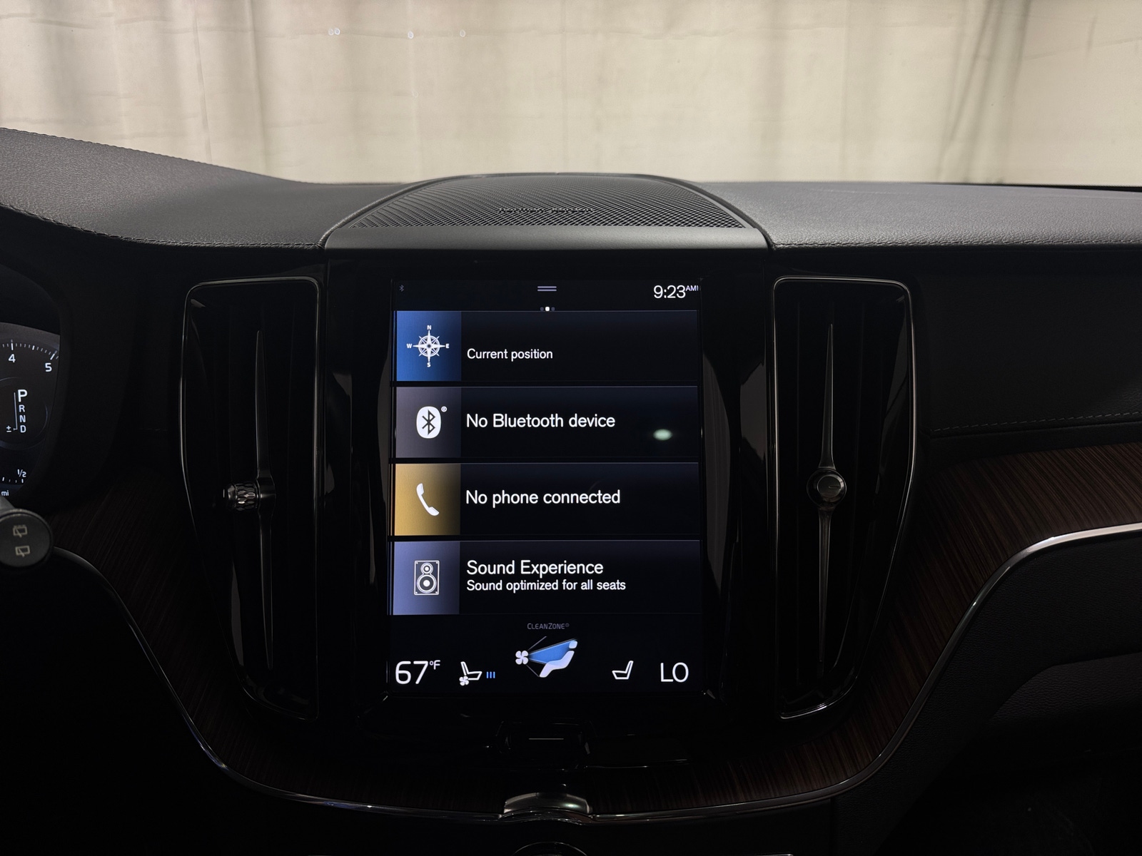 Thumbnail: 2019 Volvo XC60 - 3