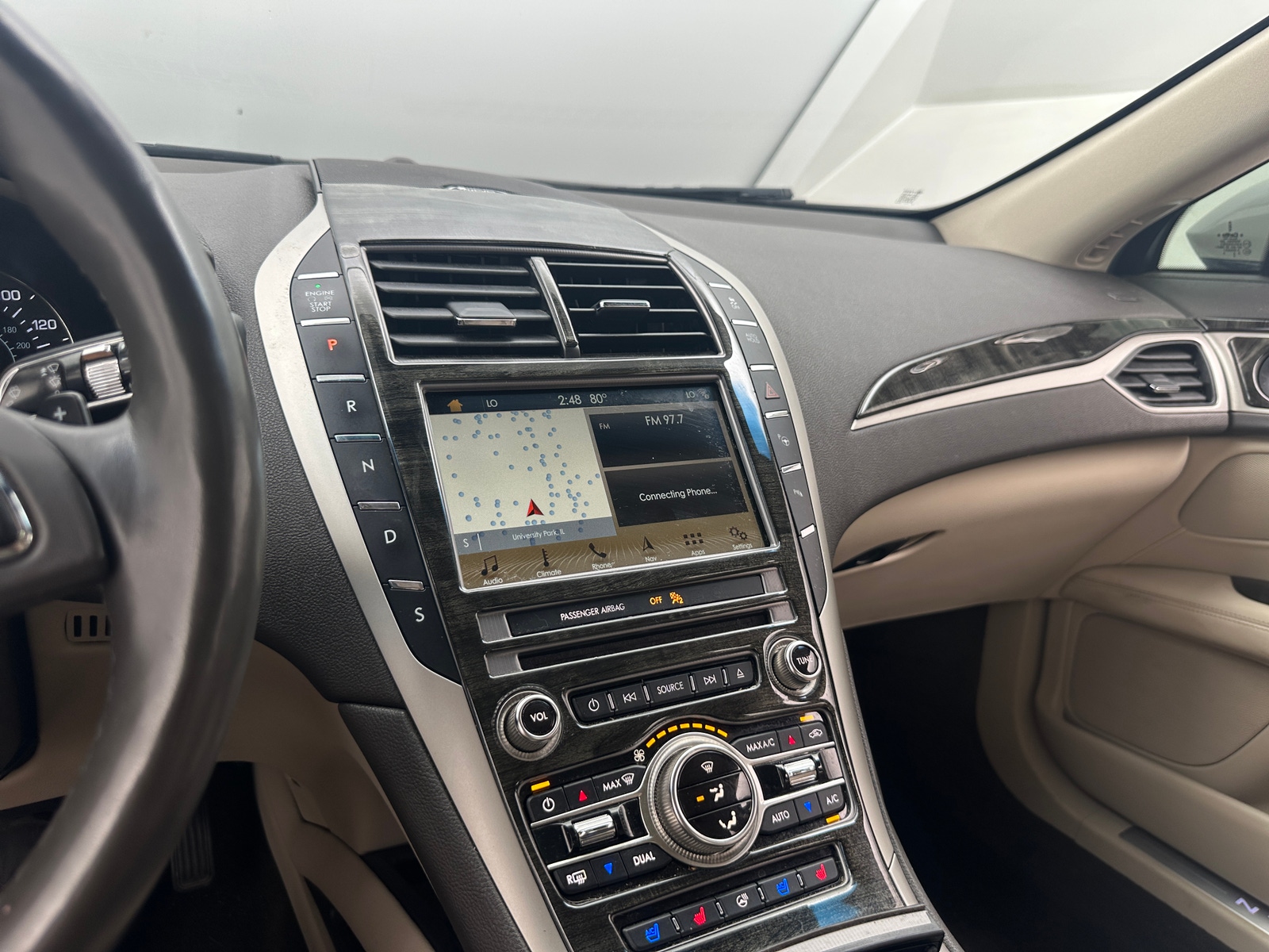 Thumbnail: 2019 Lincoln MKZ - 3