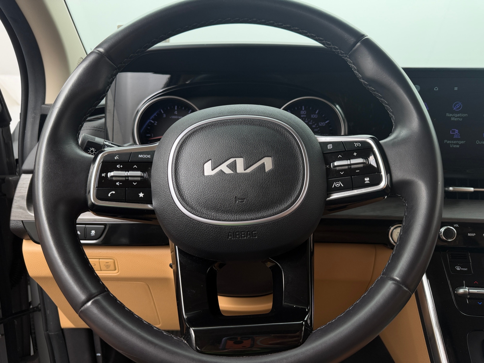 Thumbnail: 2024 Kia Carnival - 4